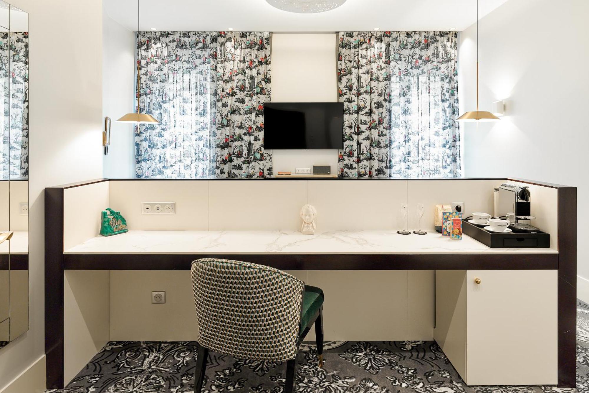 Chambre Lit King-Size Deluxe - After Works