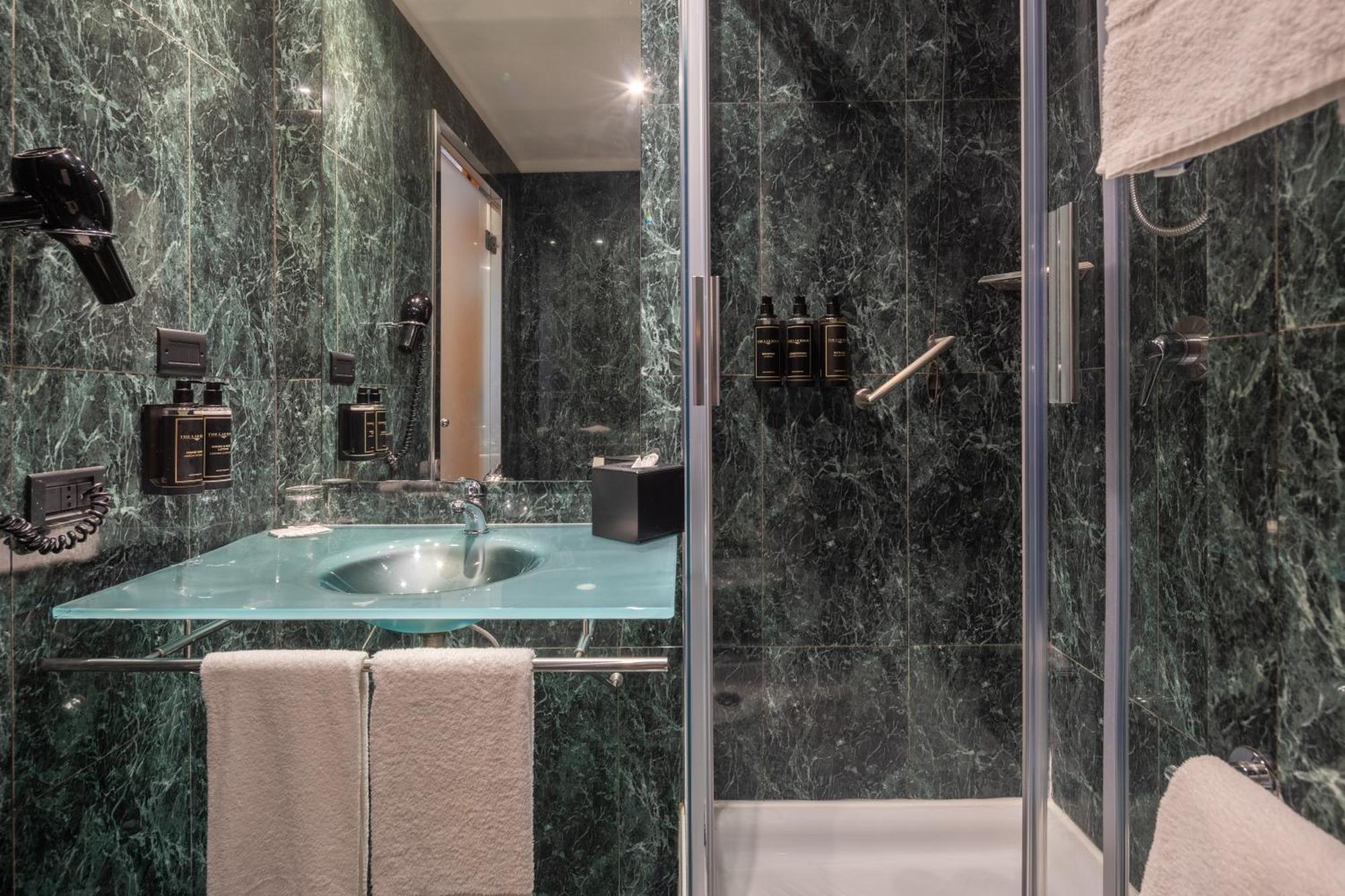 Chambre Double avec Lit d'Appoint