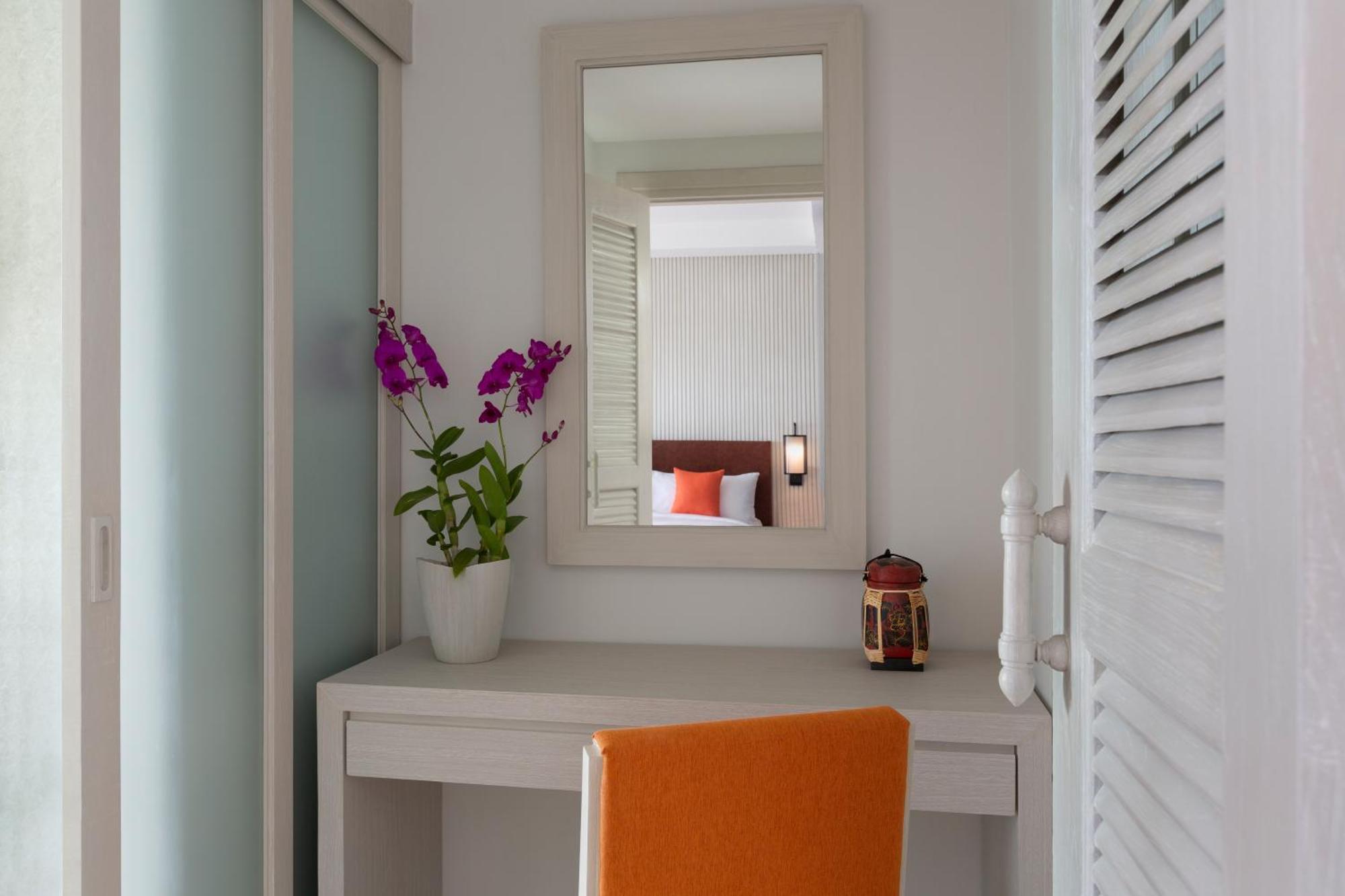 Zimmer Avani