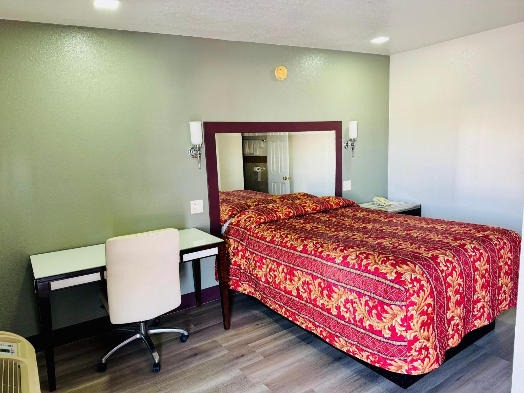 Quarto com Cama Queen-size - Não Fumantes