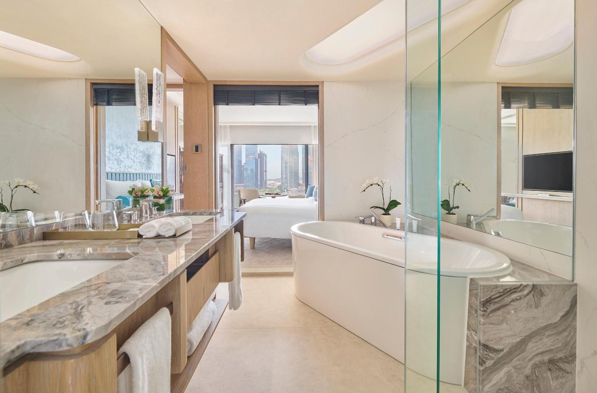 Zweibettzimmer Club mit Blick auf die Marina Bay
