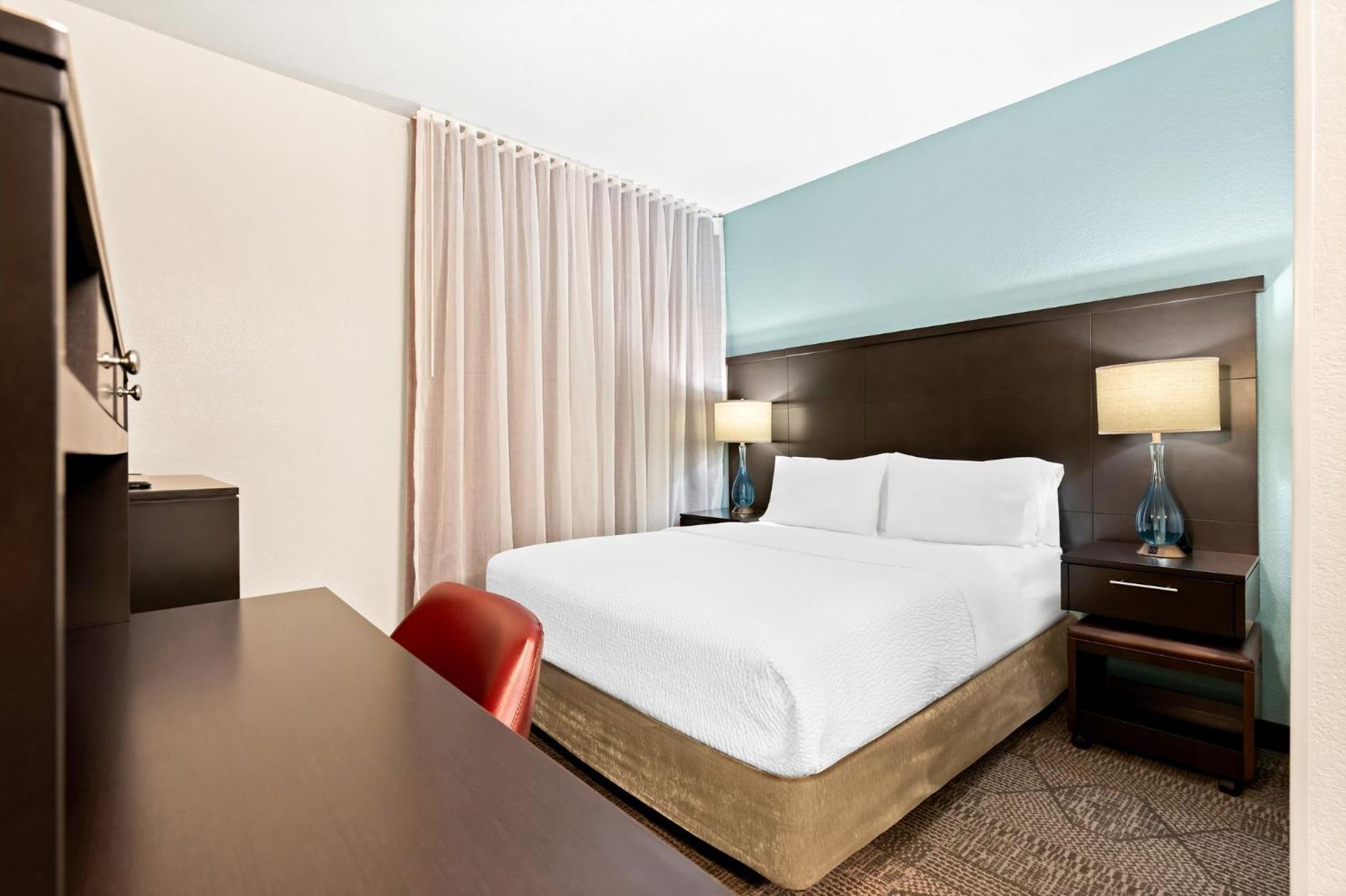 Two-Bedroom Suite - Non-Smoking