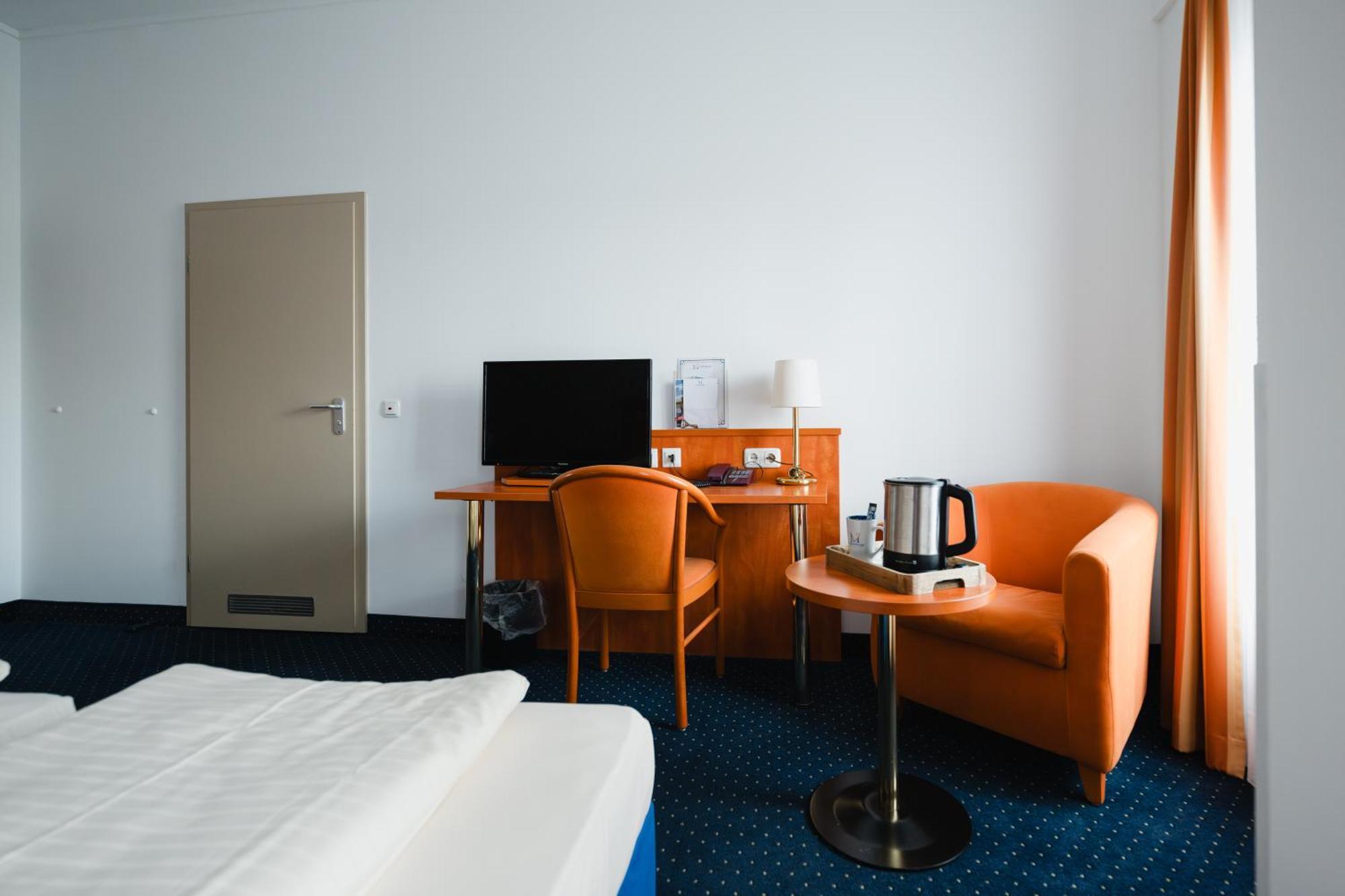 Doppelzimmer mit Gartenblick