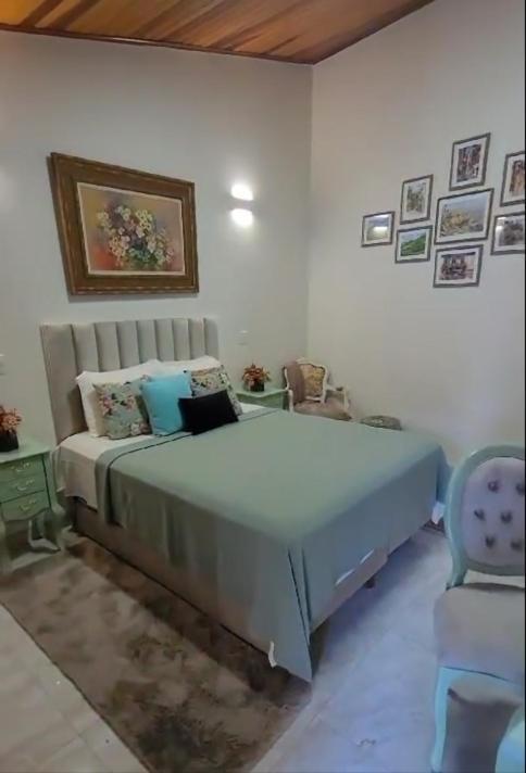 Quarto Duplo