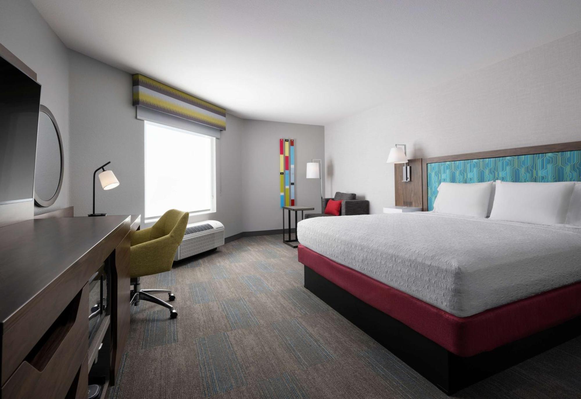 King Room with King Bed - Non-Smoking,1609718833:JPEG