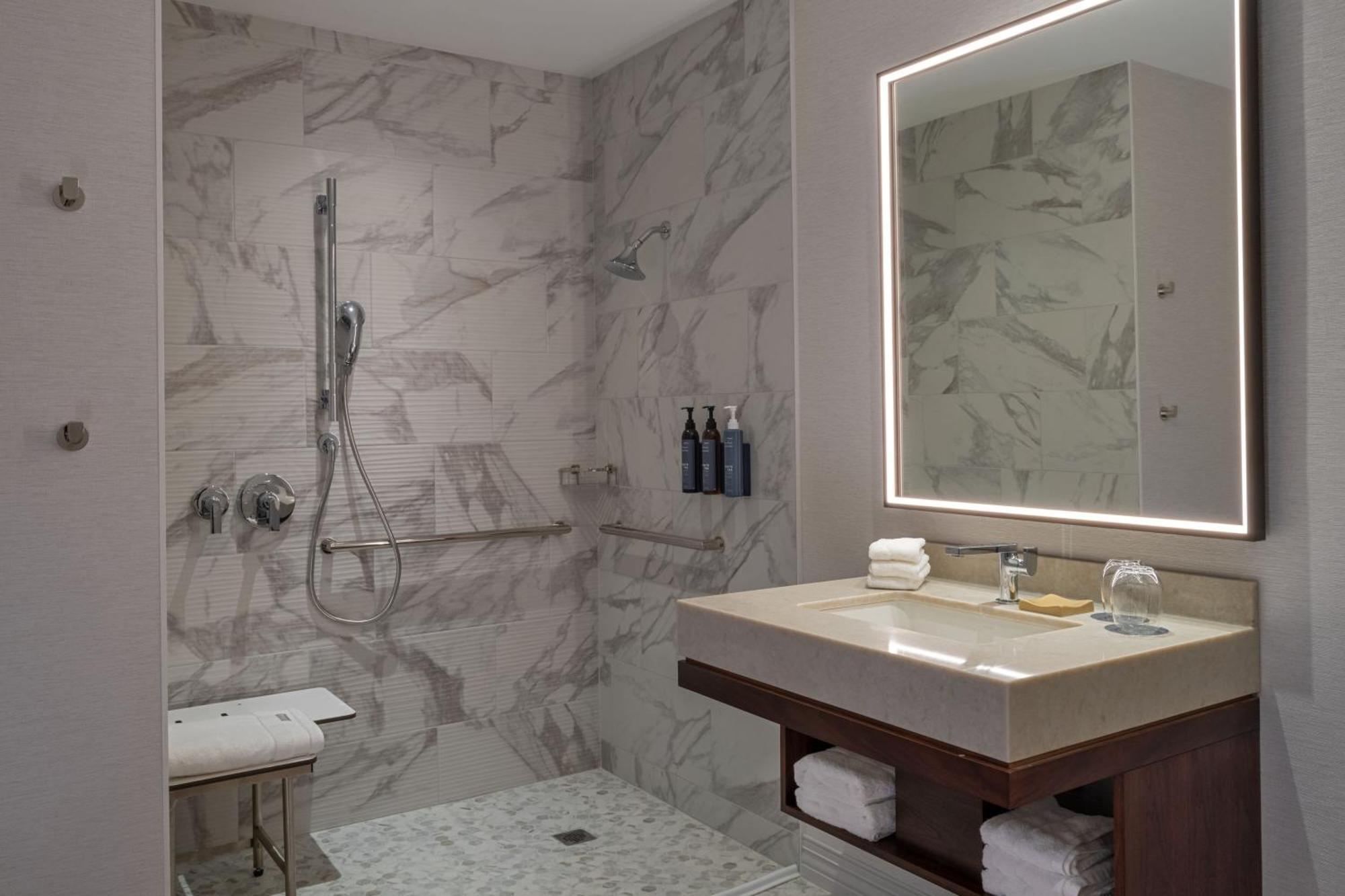 Premium Junior Suite, 1 Bedroom Junior Suite