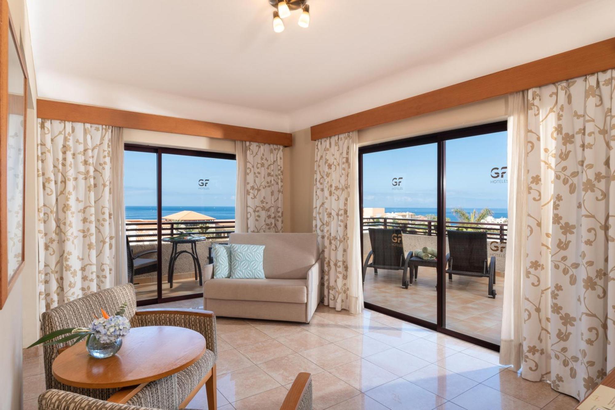 Junior Suite (2 Volwassenen)