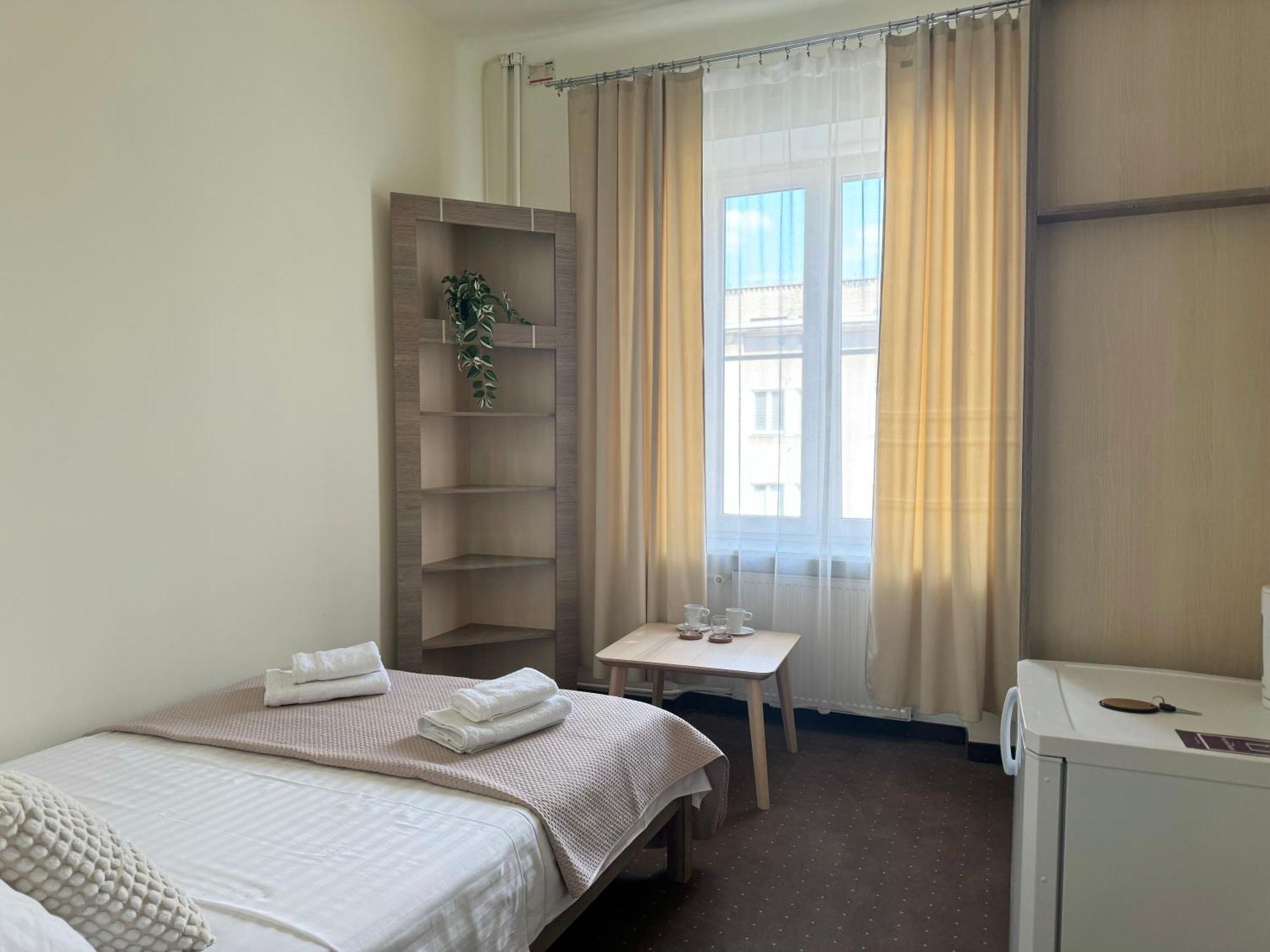 Chambre Double avec Salle de Bains Privative