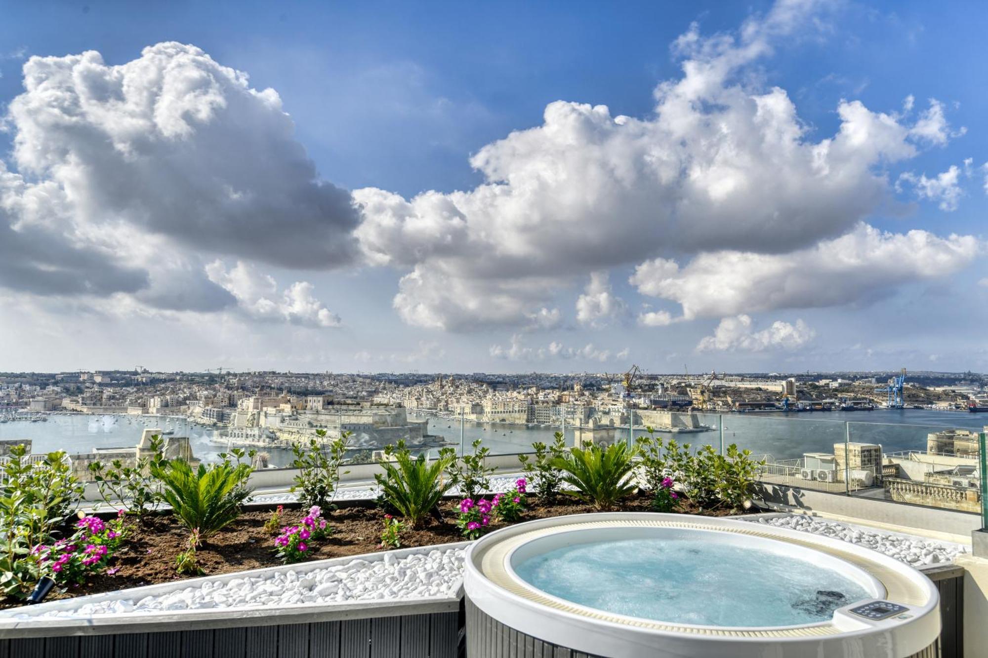 Suite Attico con Vista Mare