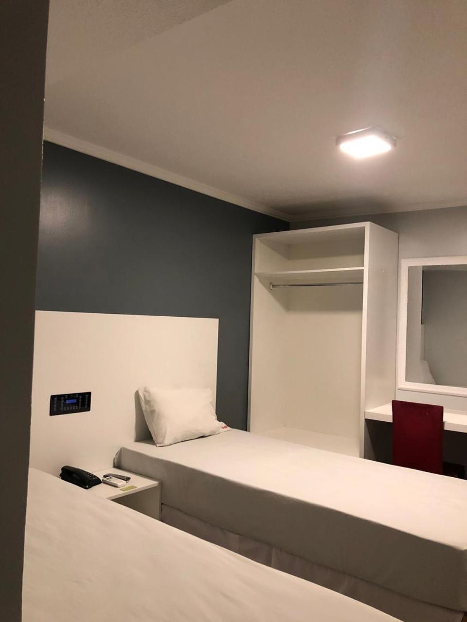 Quarto Standard com 2 Camas de Solteiro