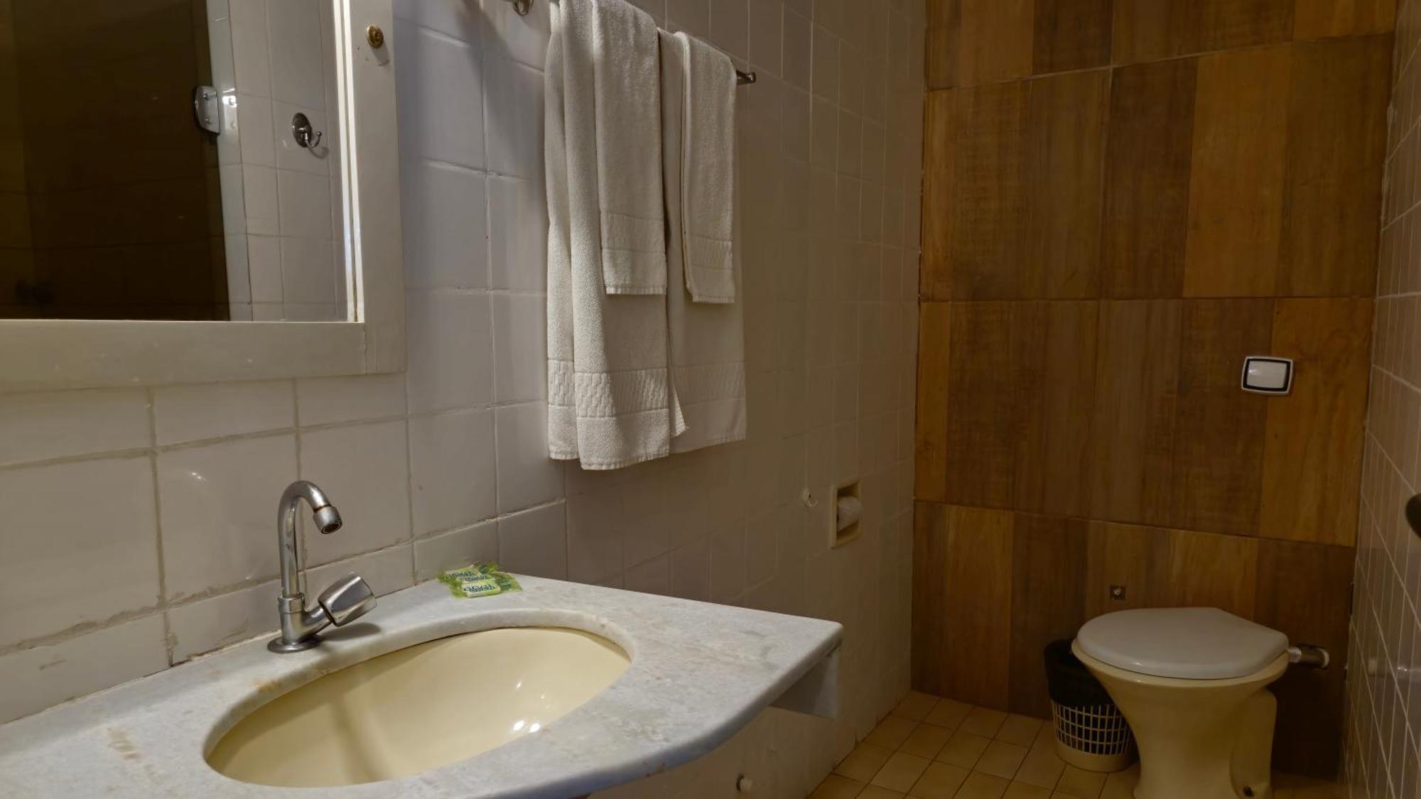 Single Room,1616886987:JPEG