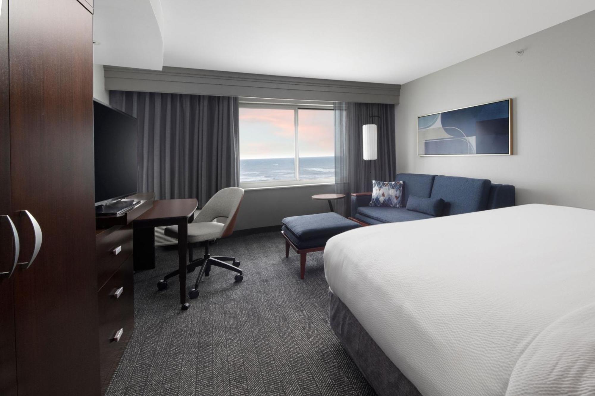 King Room,1617852038:JPEG