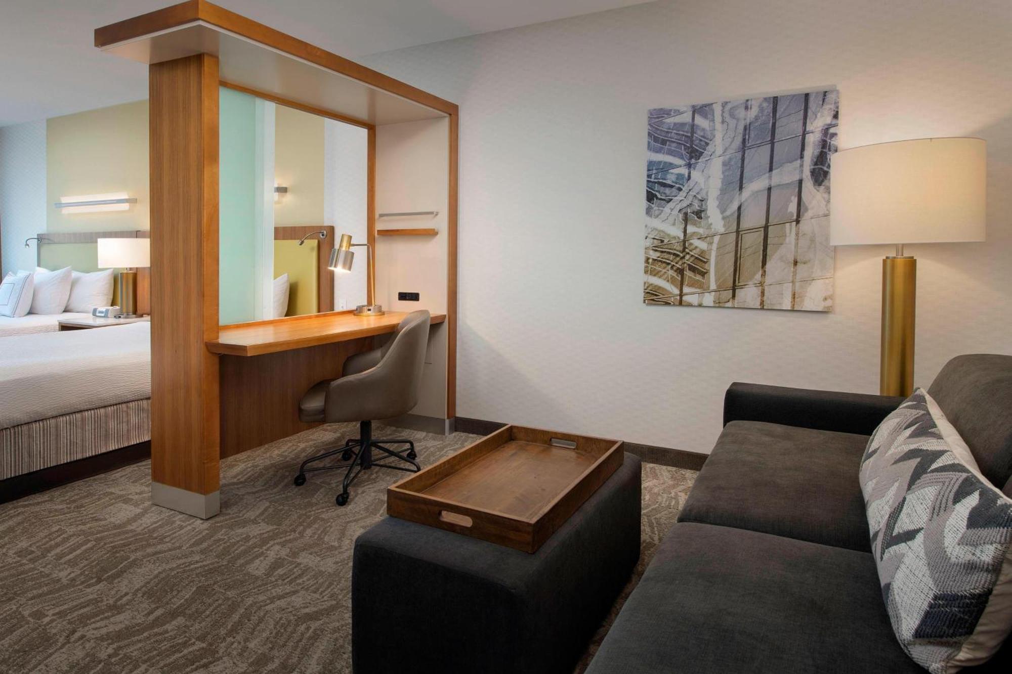 Double Suite with Two Double Beds and Trundle Sofa