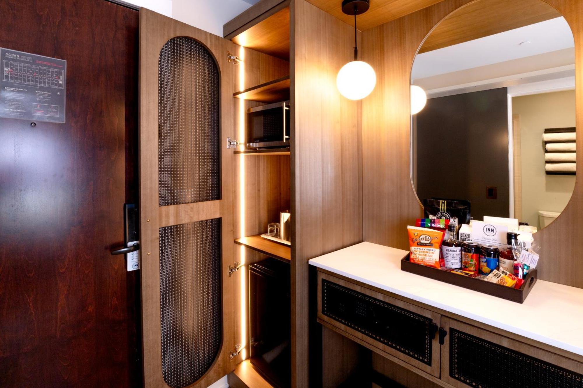 Queen Suite