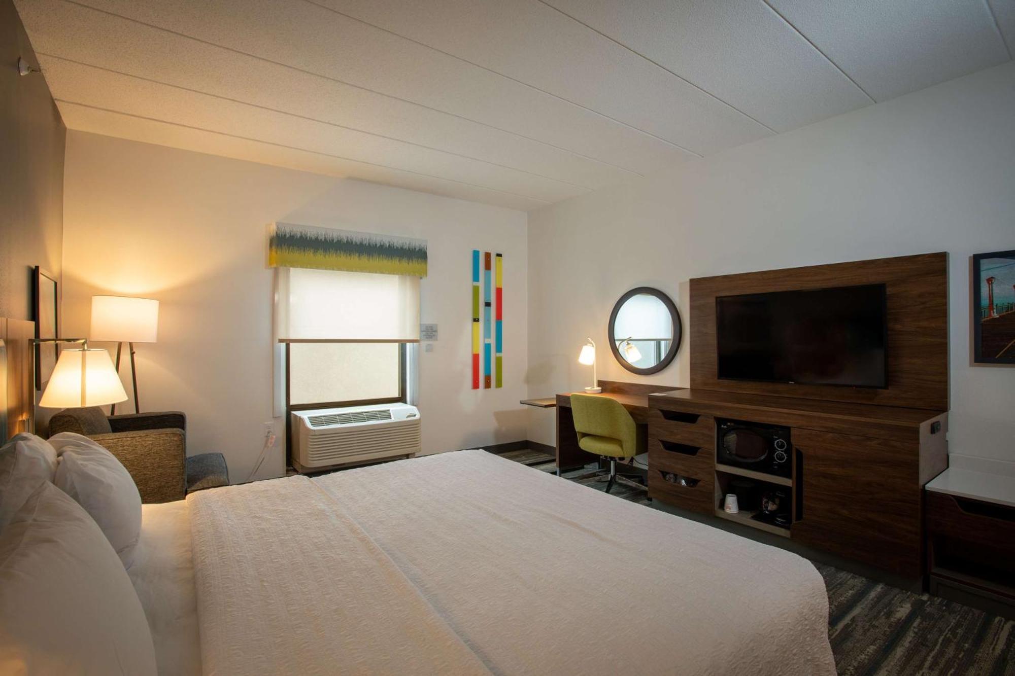 King Room - Mobility Access/Non-Smoking
