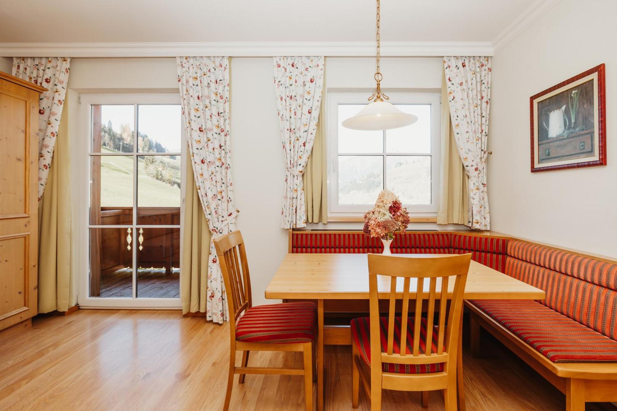 Suite met 2 Slaapkamers (2 Volwassenen + 2 Kinderen)