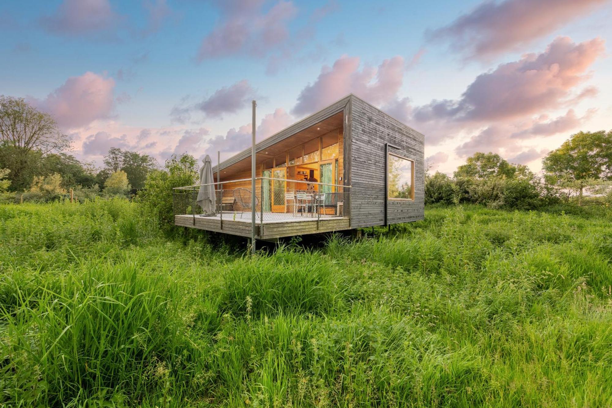 Cottage met Twee Slaapkamers - The Village (op 700 meter van het Park)