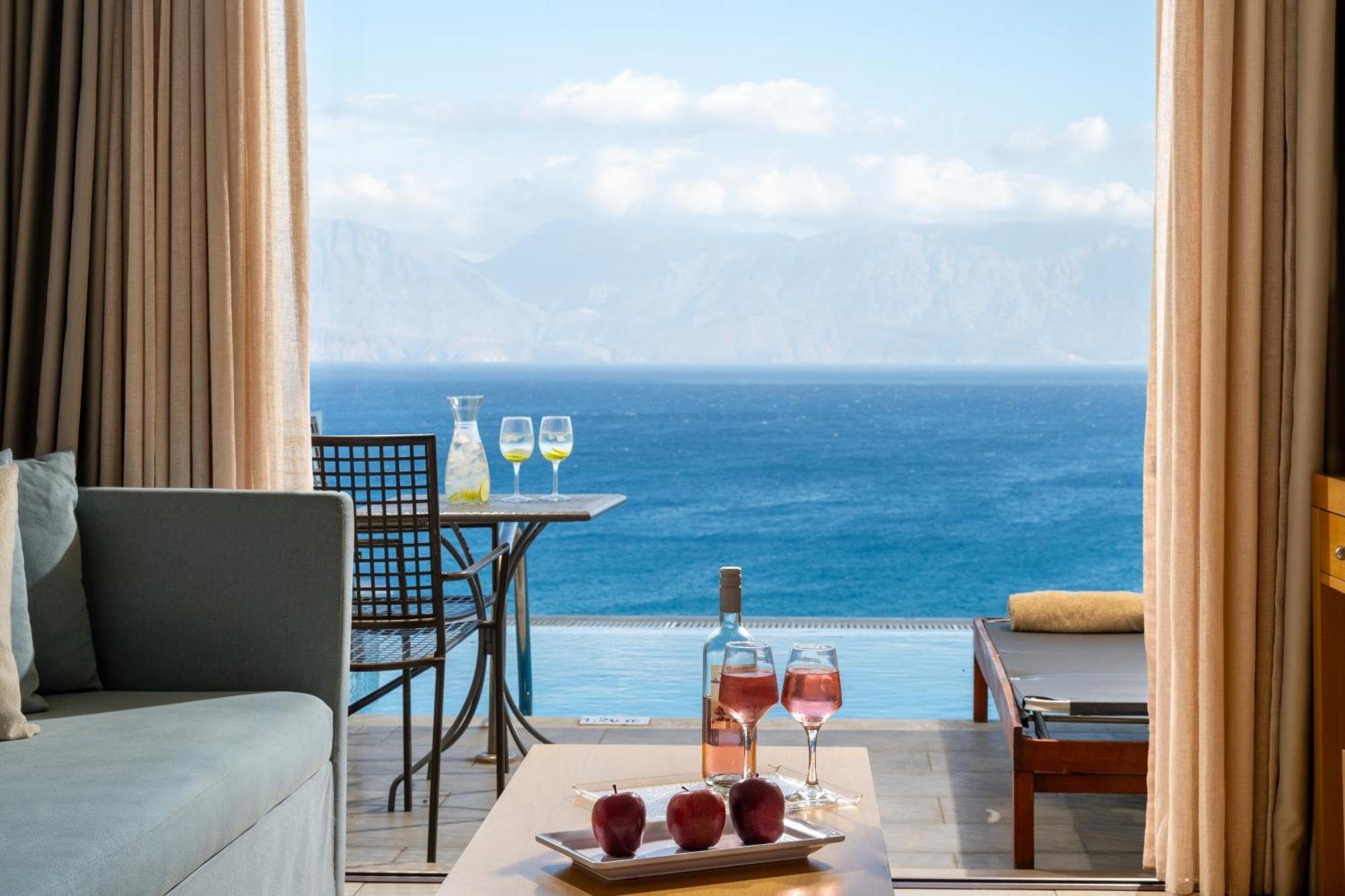 Superior Zimmer mit Meerblick und eigenem Pool
