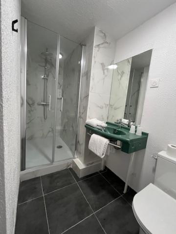 Driepersoonskamer met Eigen Badkamer