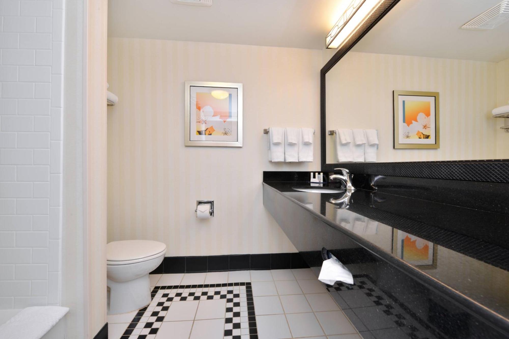 Double Room with Two Double Beds - Hearing Accessible