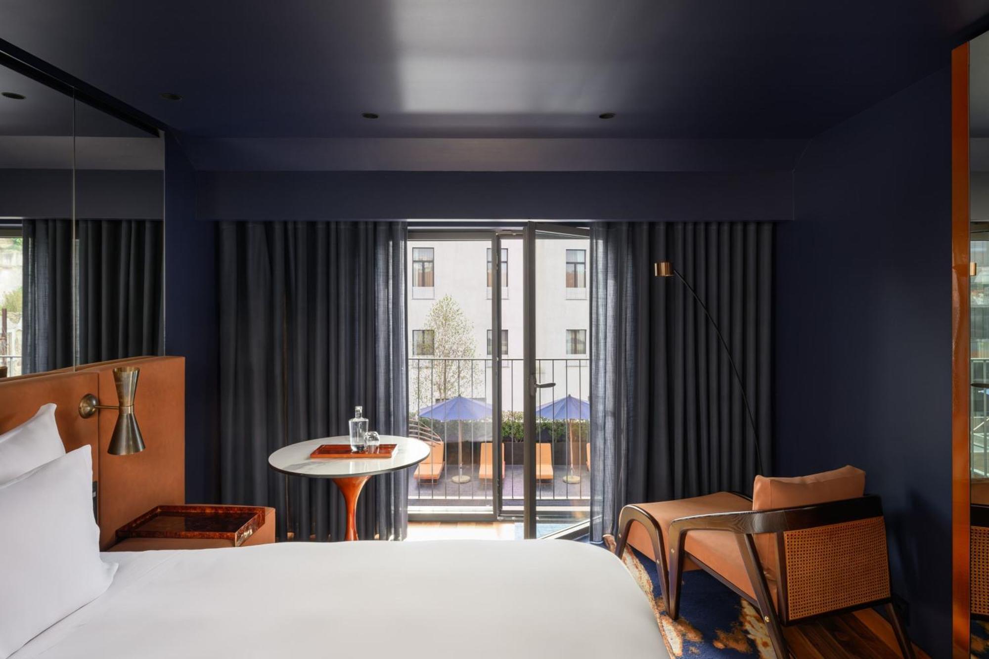 Superior King Room with Pool View,1632321782:JPEG