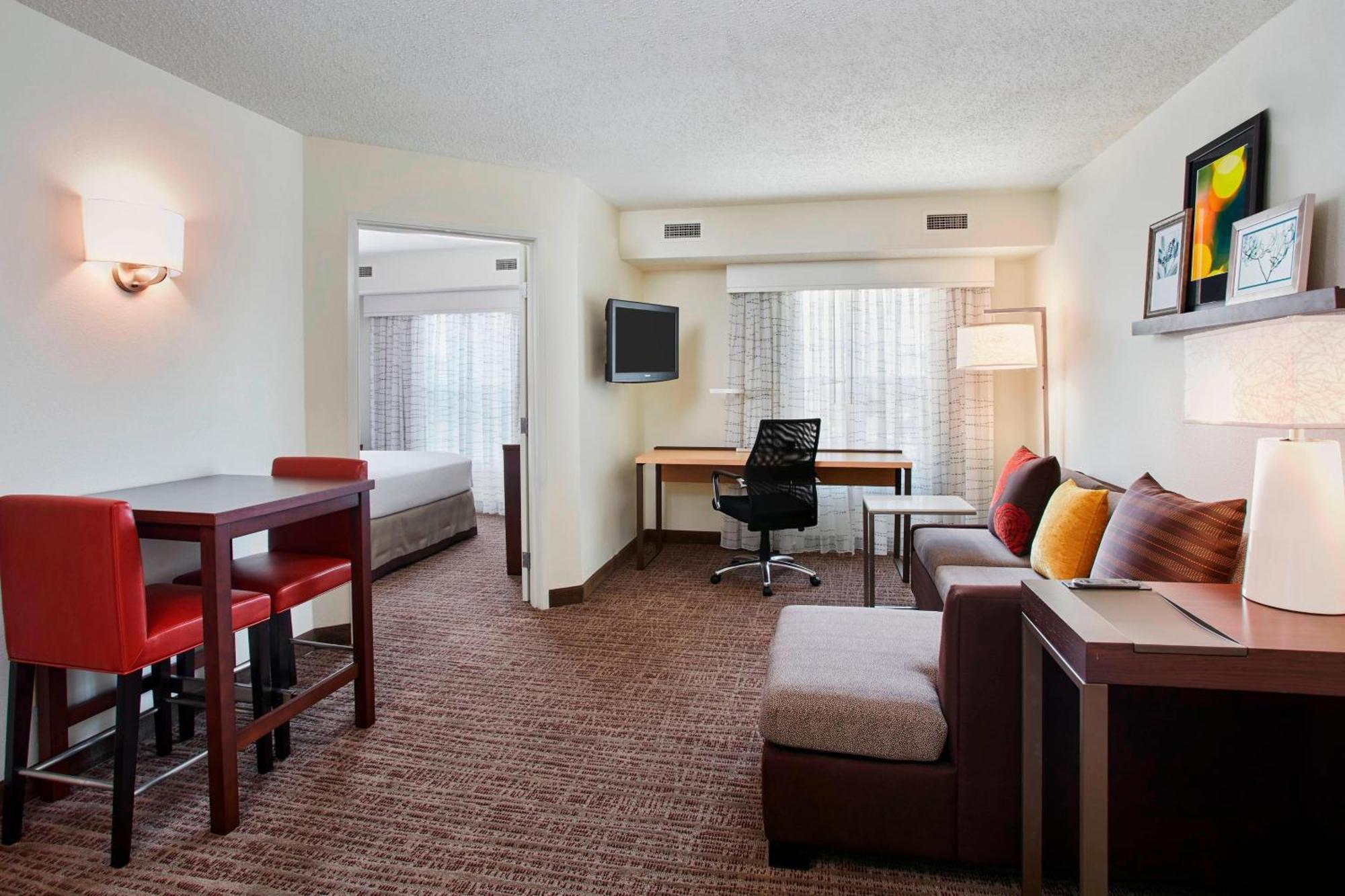 One-Bedroom Suite