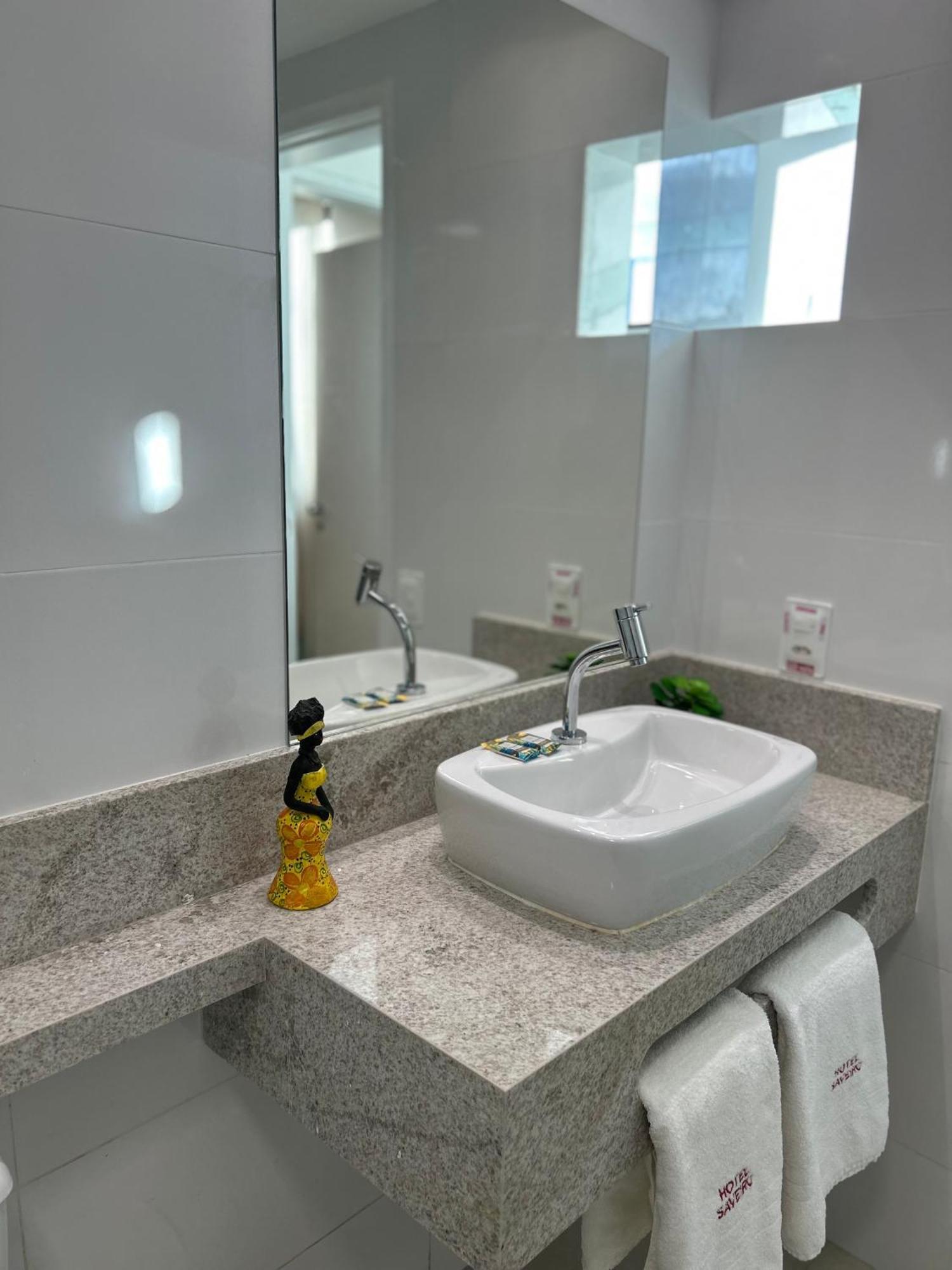 Quarto Quádruplo Standard