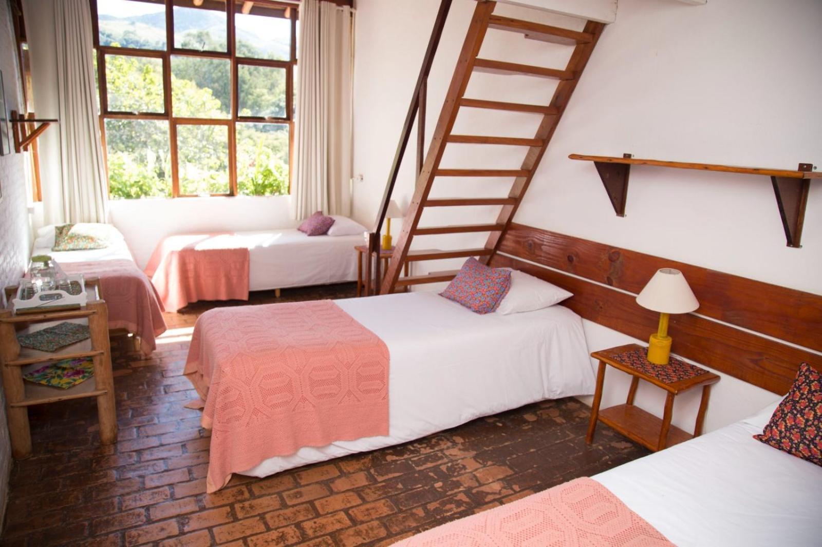 Cama de Solteiro em Dormitório Misto