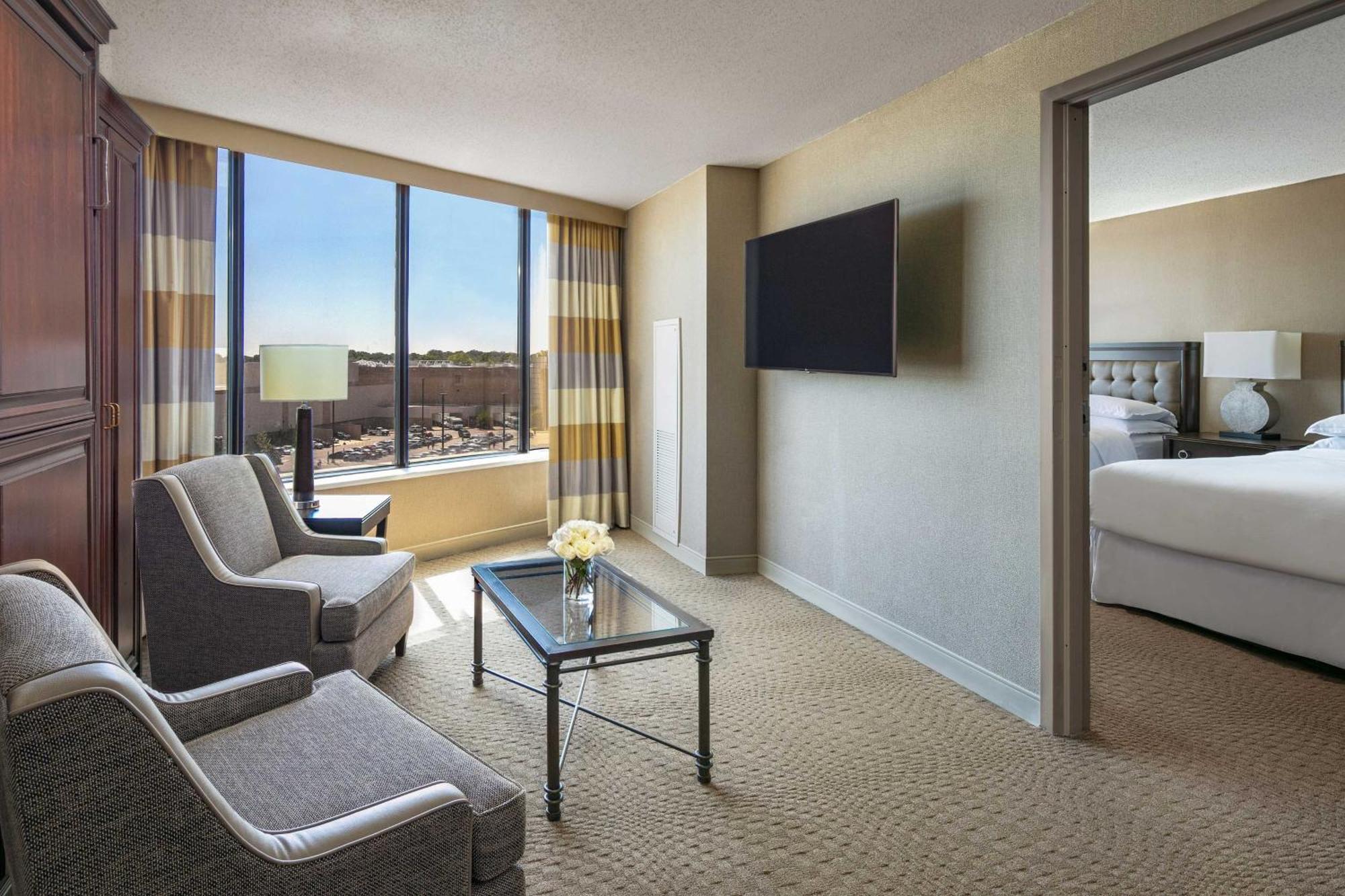 Suite, 2 Double, Sofa bed, Tower II Bldg
