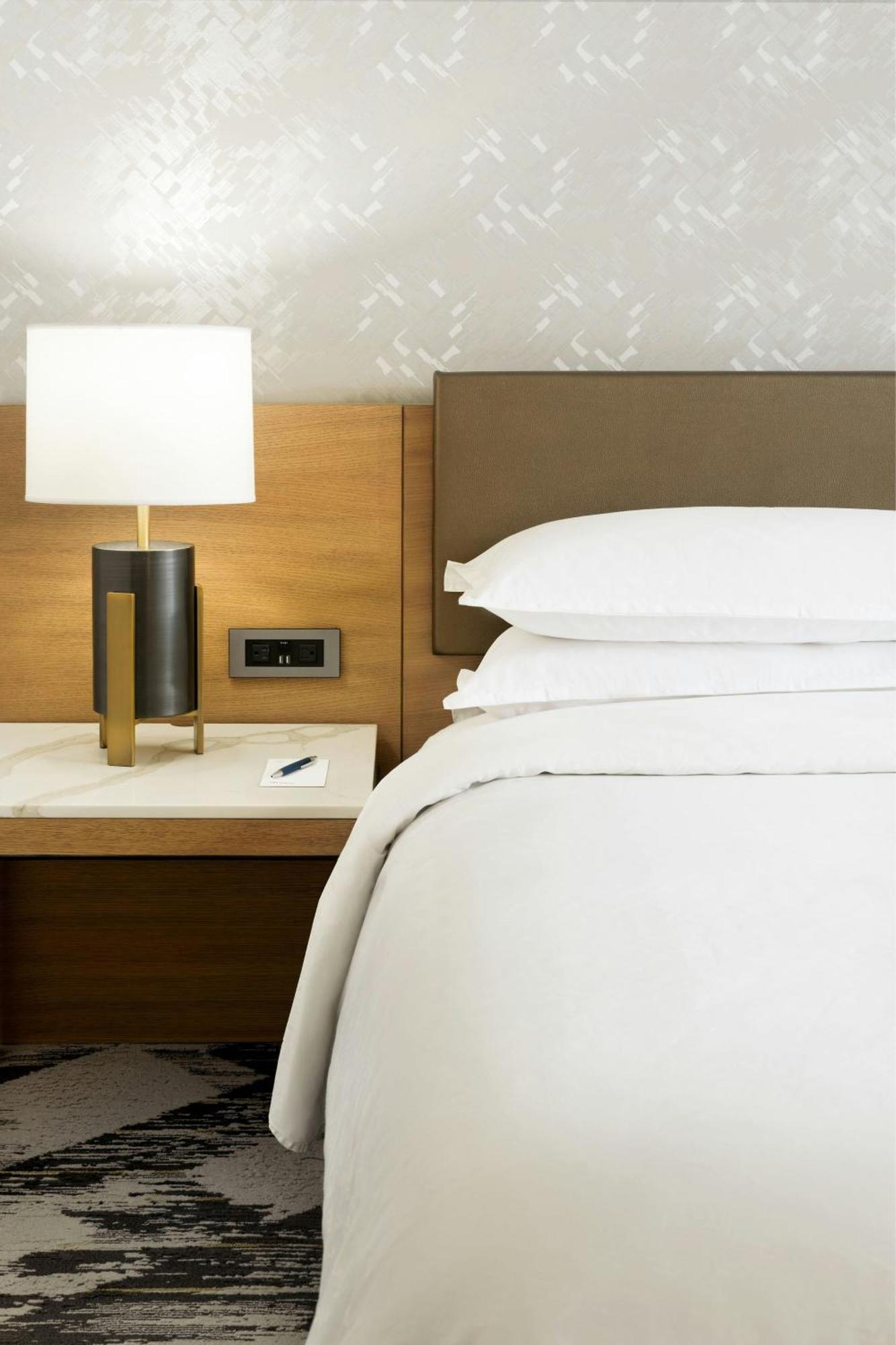 Guest Room, 1 King