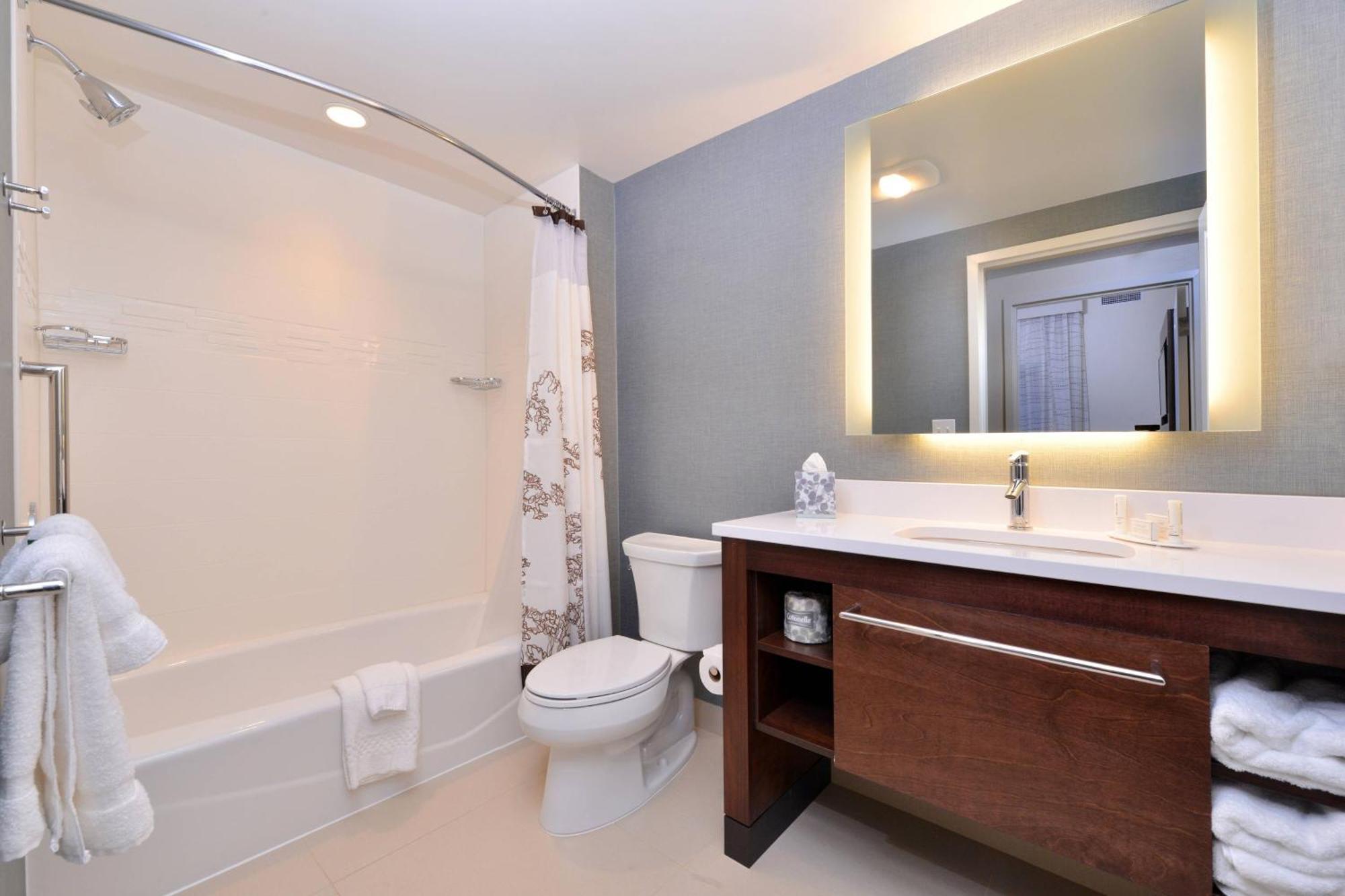 Two-Bedroom Suite