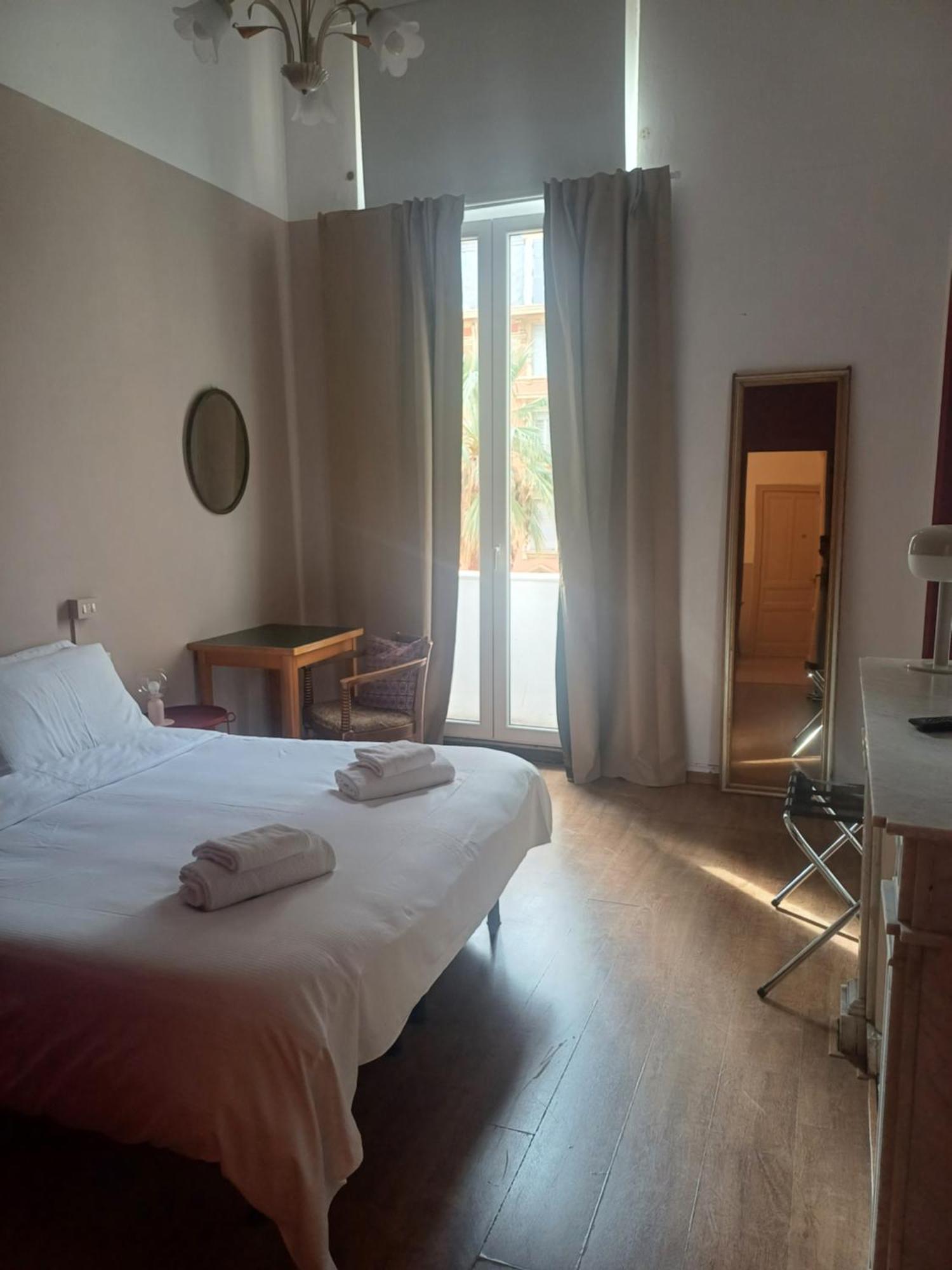 Chambre Double ou Lits Jumeaux