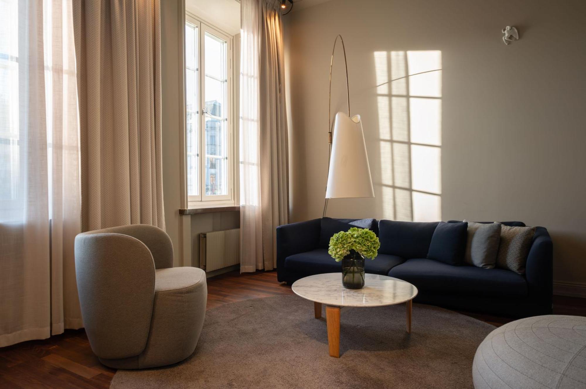 One-Bedroom Suite