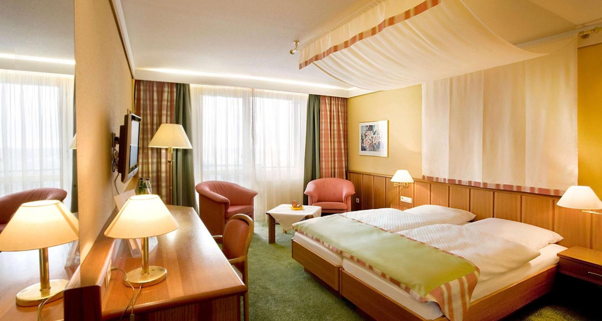 Standard Doppelzimmer mit Balkon