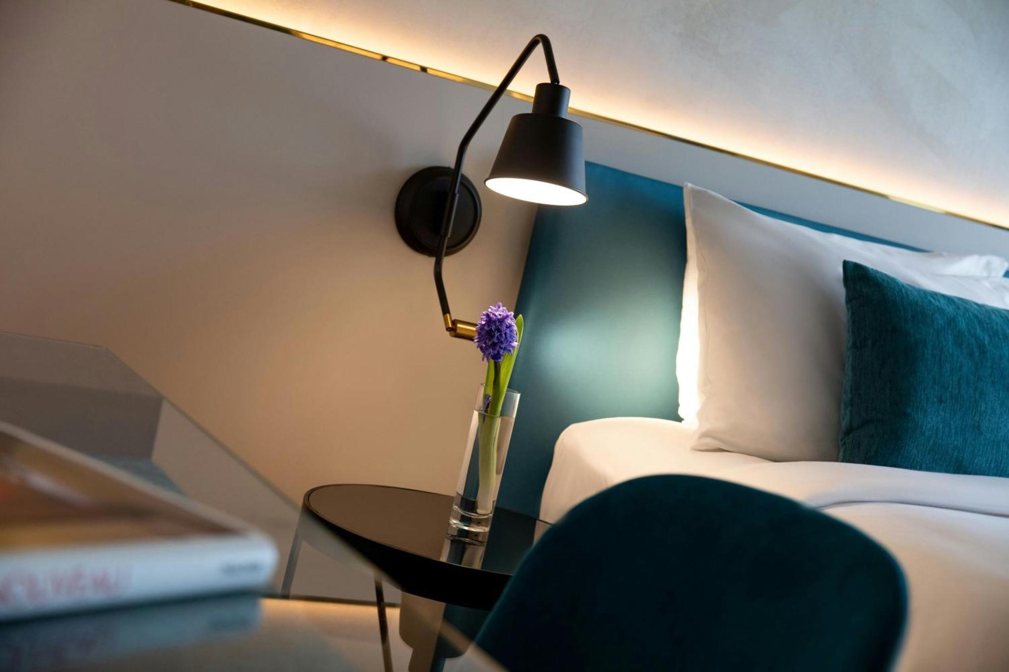 Urban Superior Kamer met Kingsize Bed en Balkon