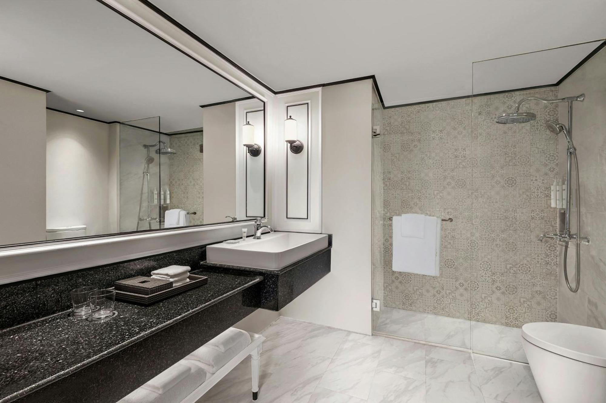 Suite Junior Lit King-Size - Vue sur Ville