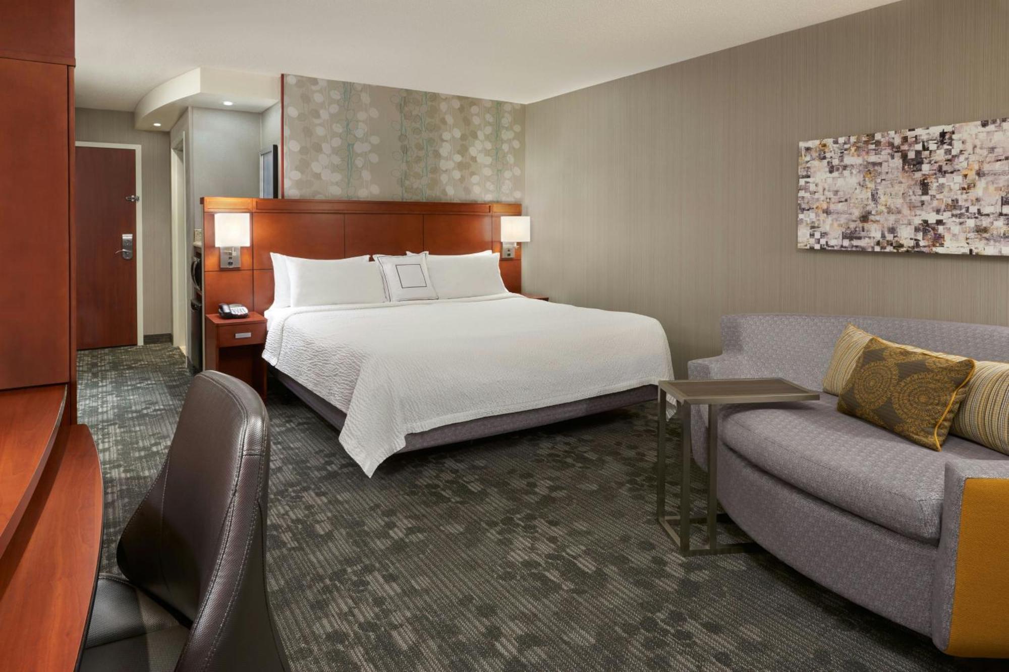 King Room with Sofa Bed