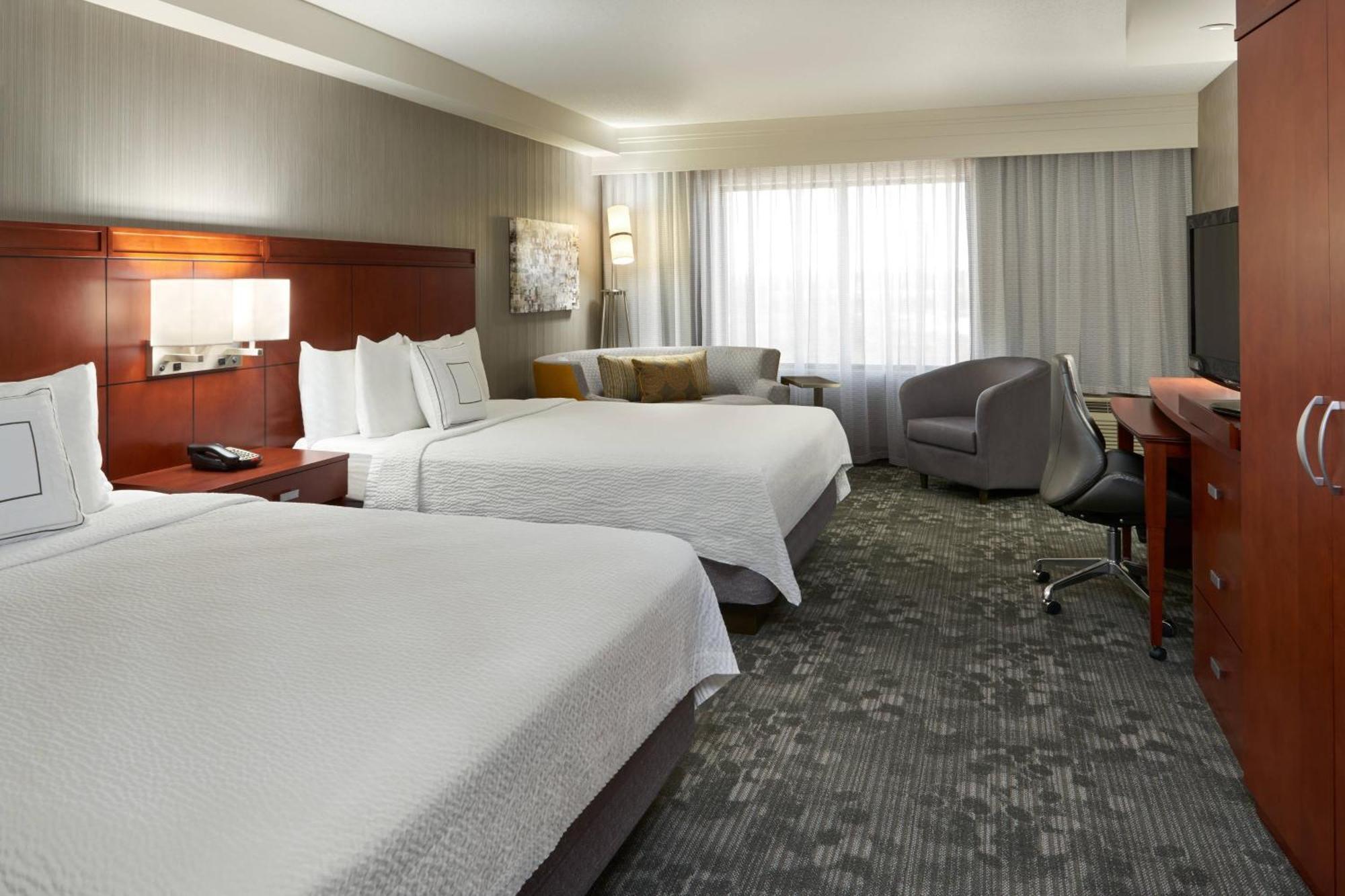 Queen Room with Two Queen Beds and Sofa Bed