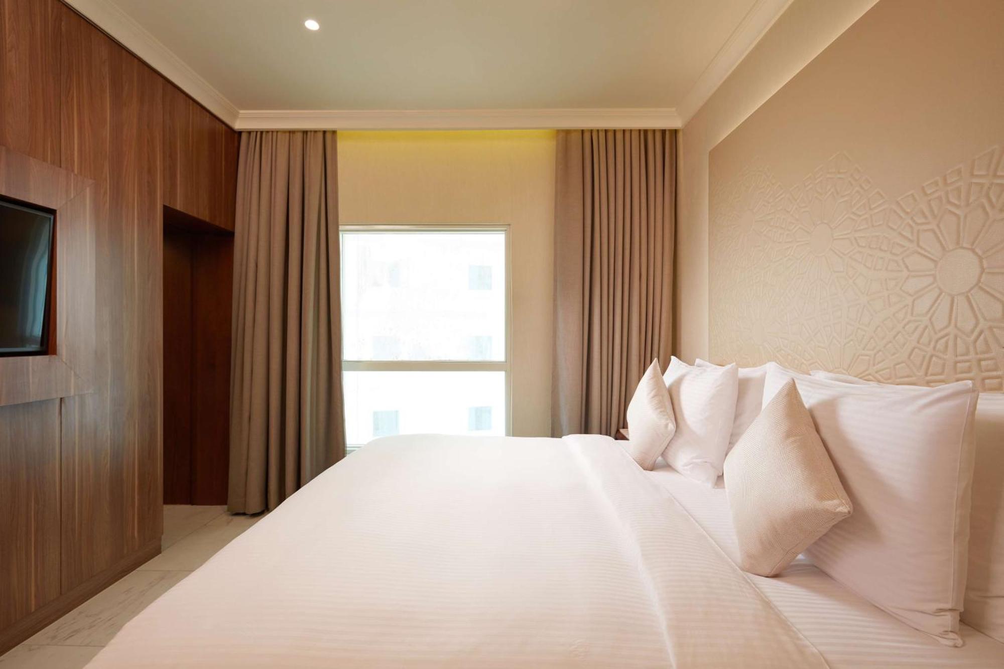Grand Deluxe King Room,1747027886:JPEG