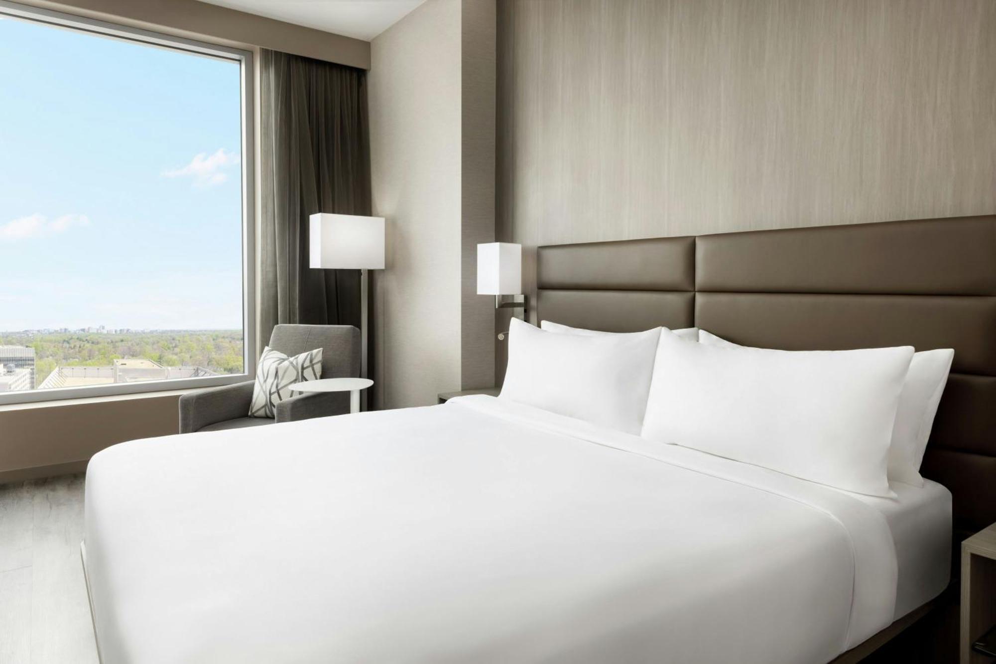 King Room with City View