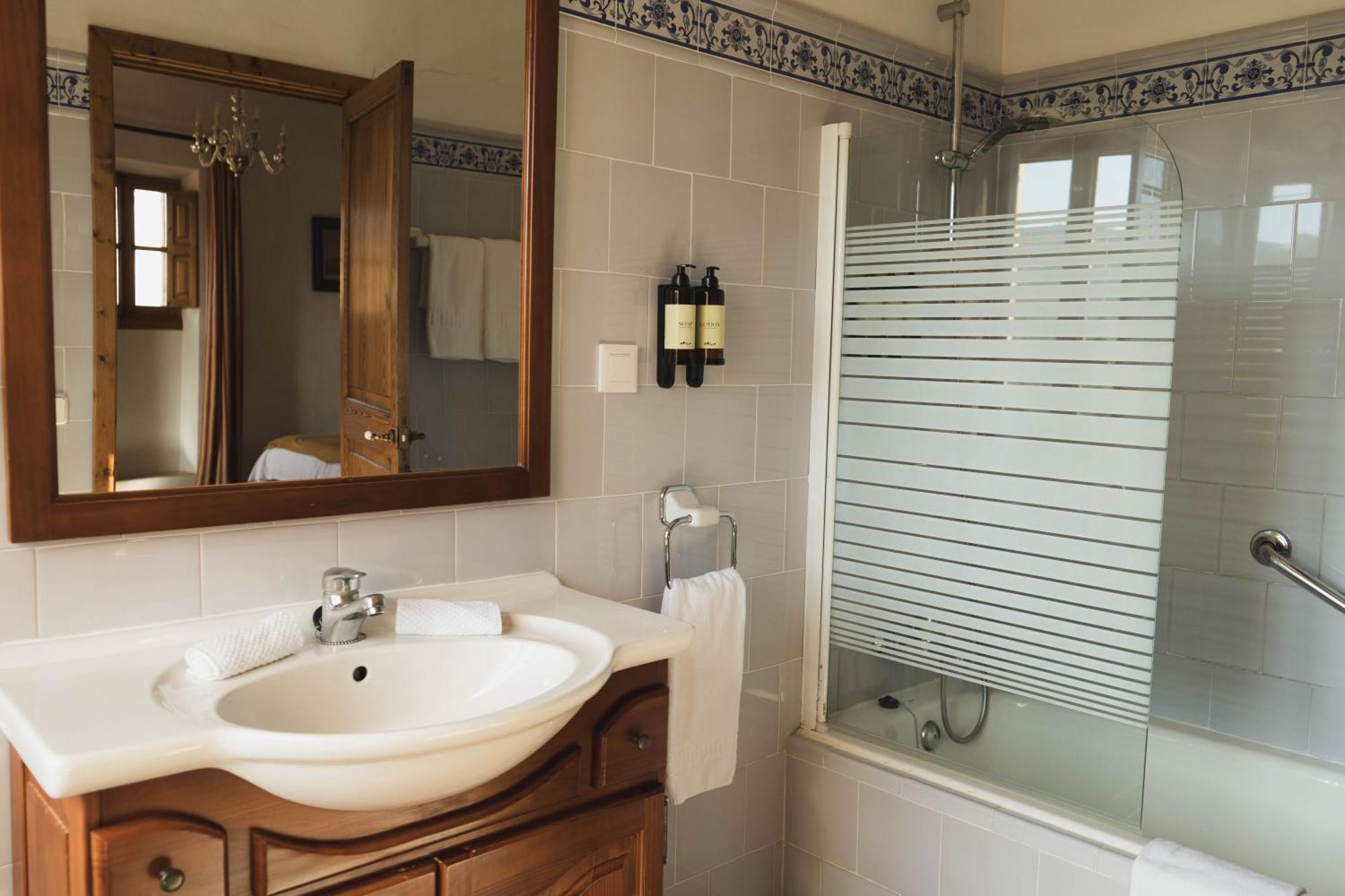 Habitación Doble Deluxe con balcón
