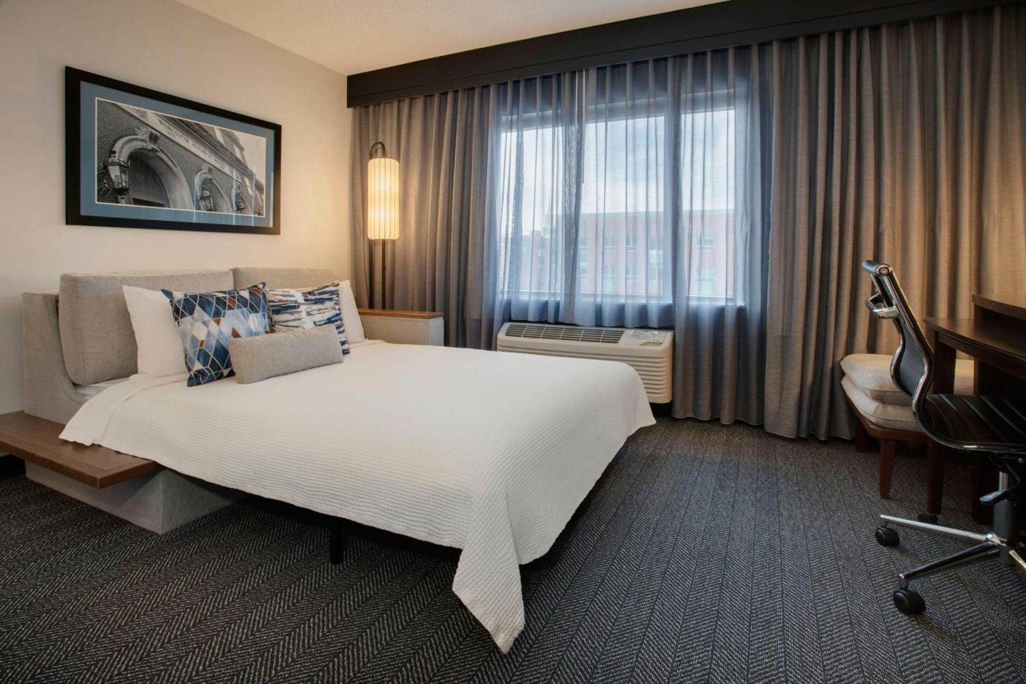 King Room with Sofa Bed
