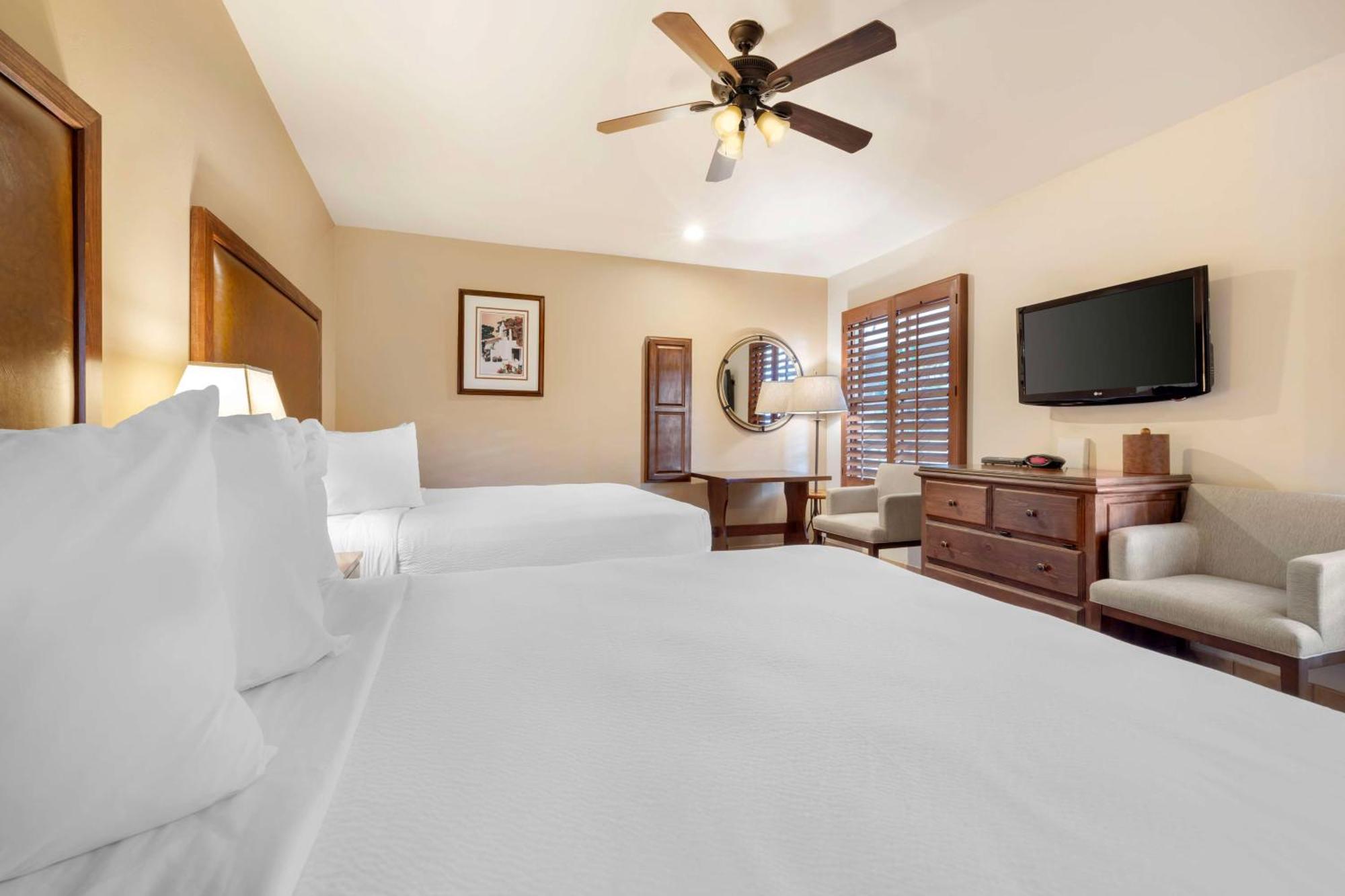 Queen Room with Two Queen Beds and Roll-In Shower - Disability Access/Non-Smoking