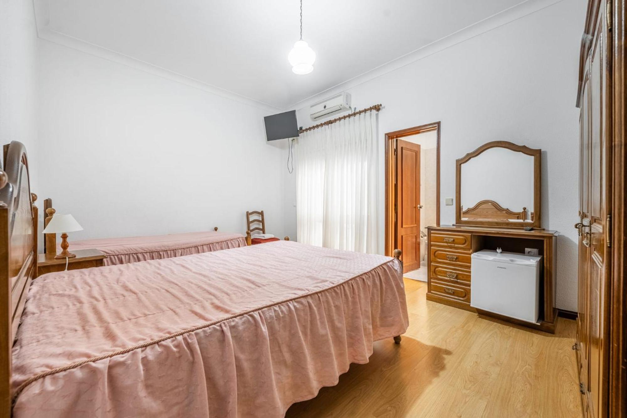 Quarto Duplo ou Twin com Cama Extra