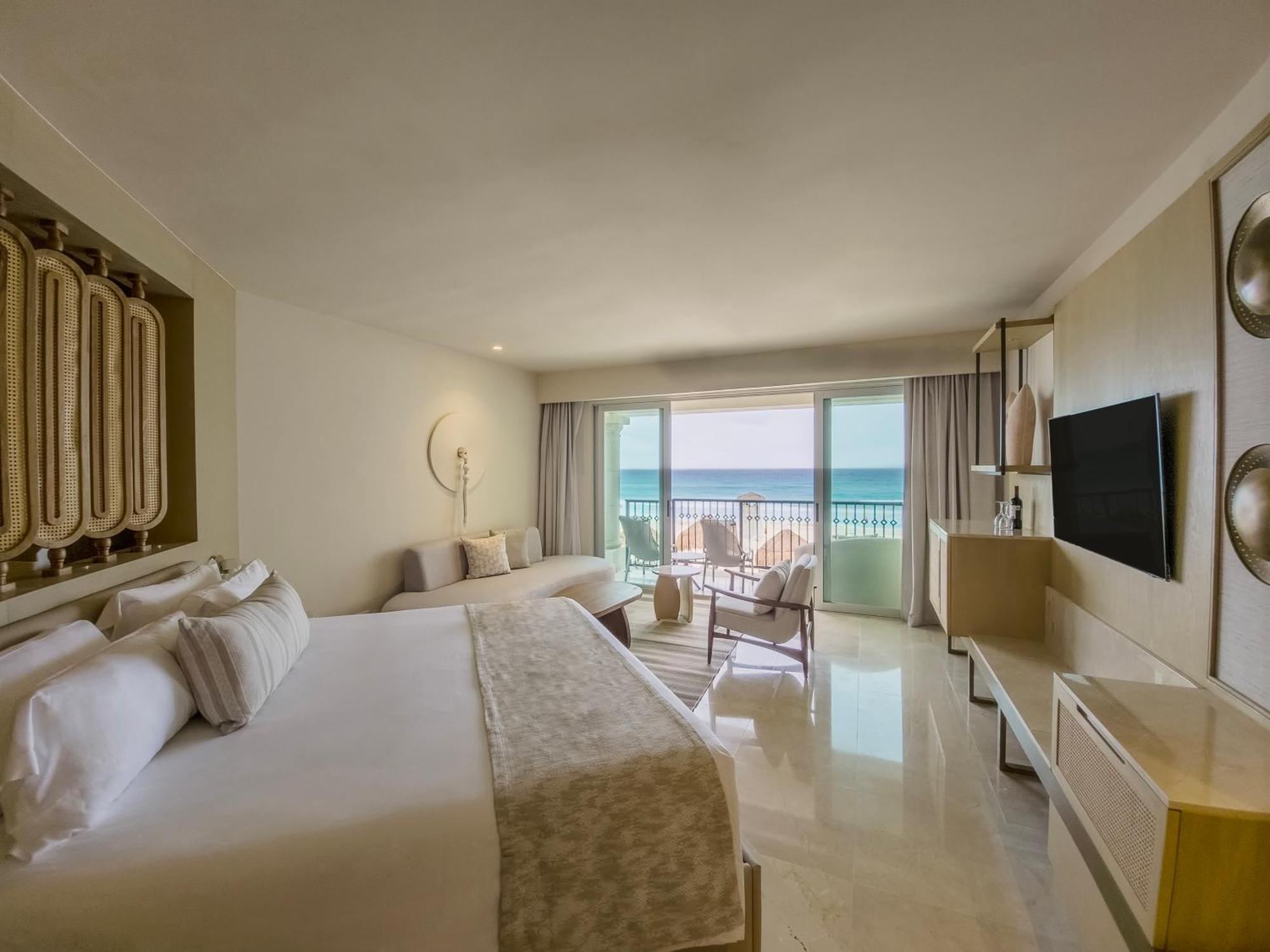 Royal Suite King Jacuzzi (adults only +18)