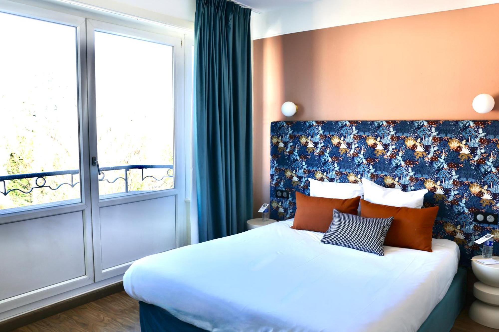 Comfort Kamer met Queensize Bed