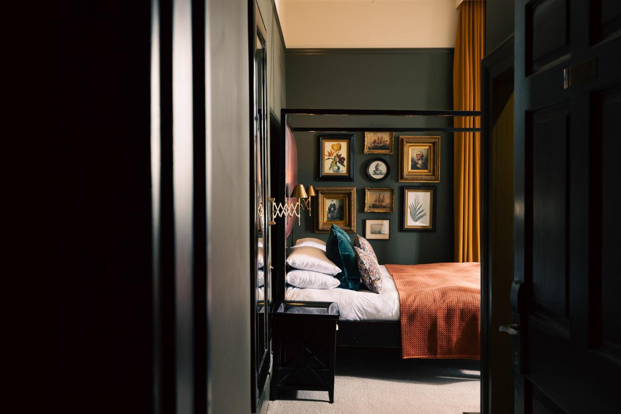 Camera Luxury con Letto a Baldacchino