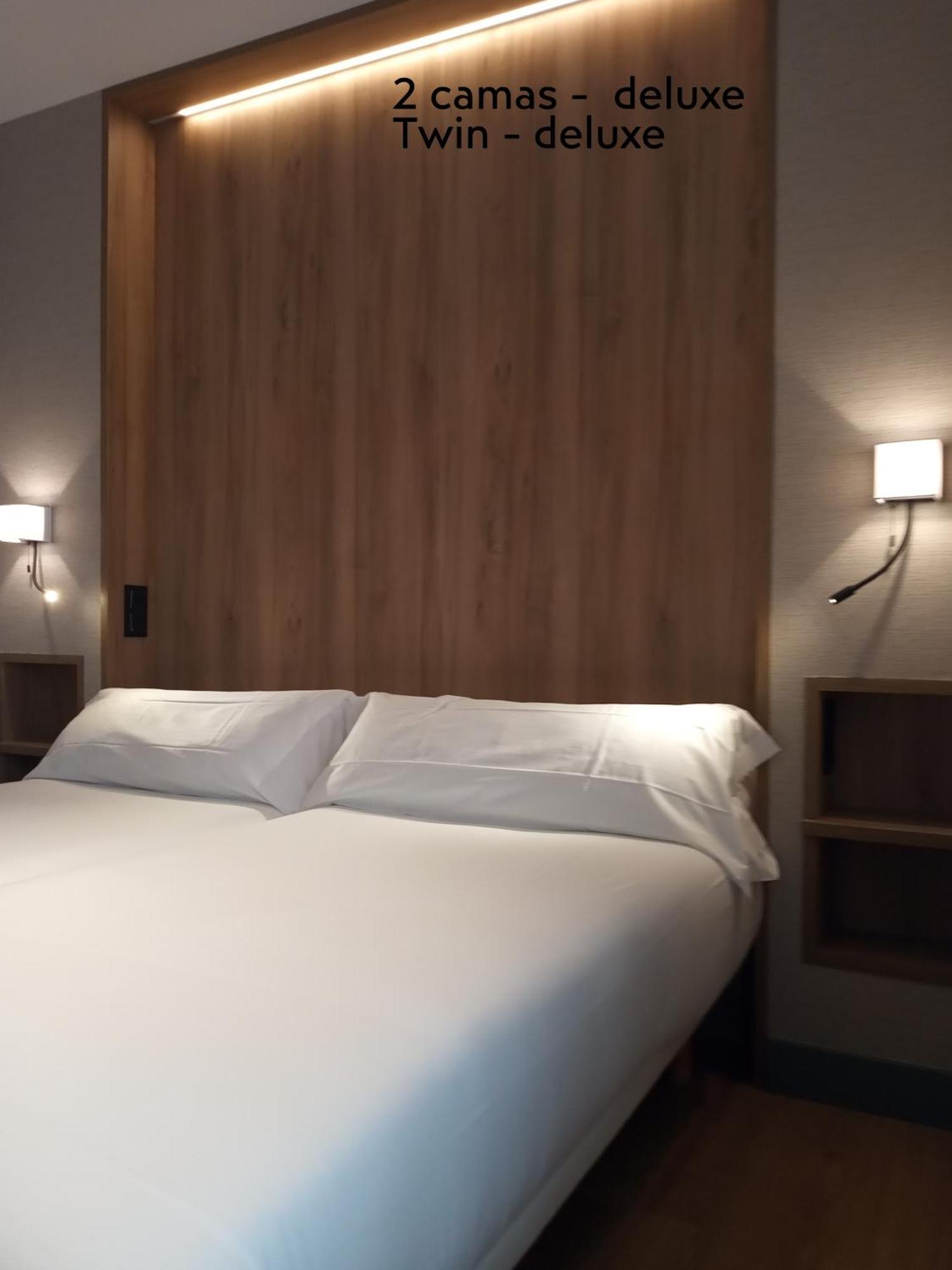 Deluxe Twin Room,1652756040:JPEG