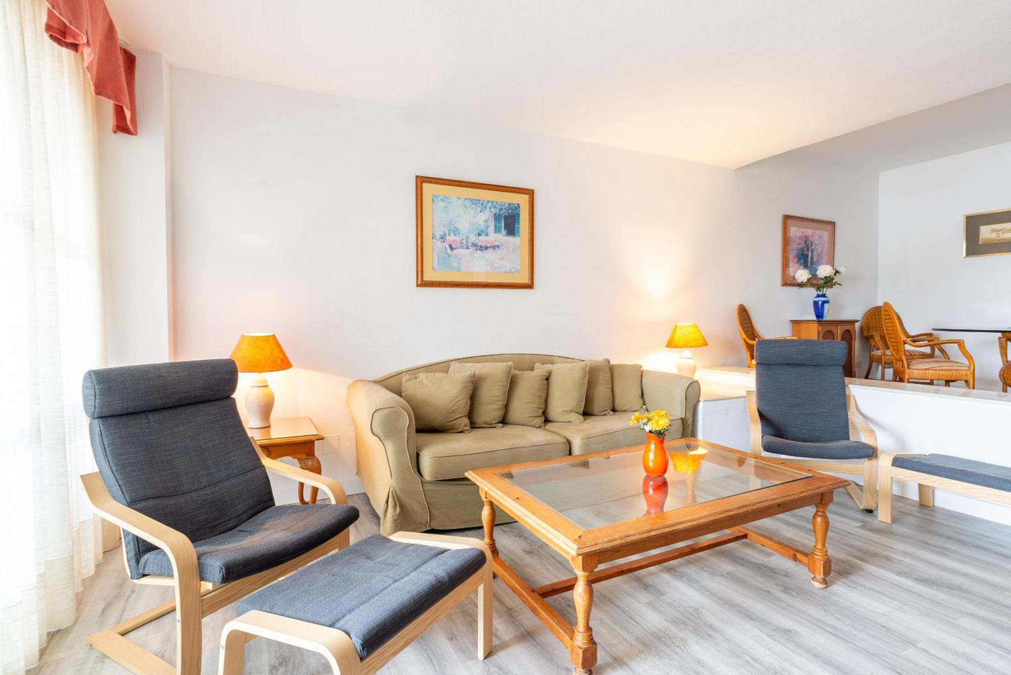 Apartment with Lake View,1656171694:JPEG