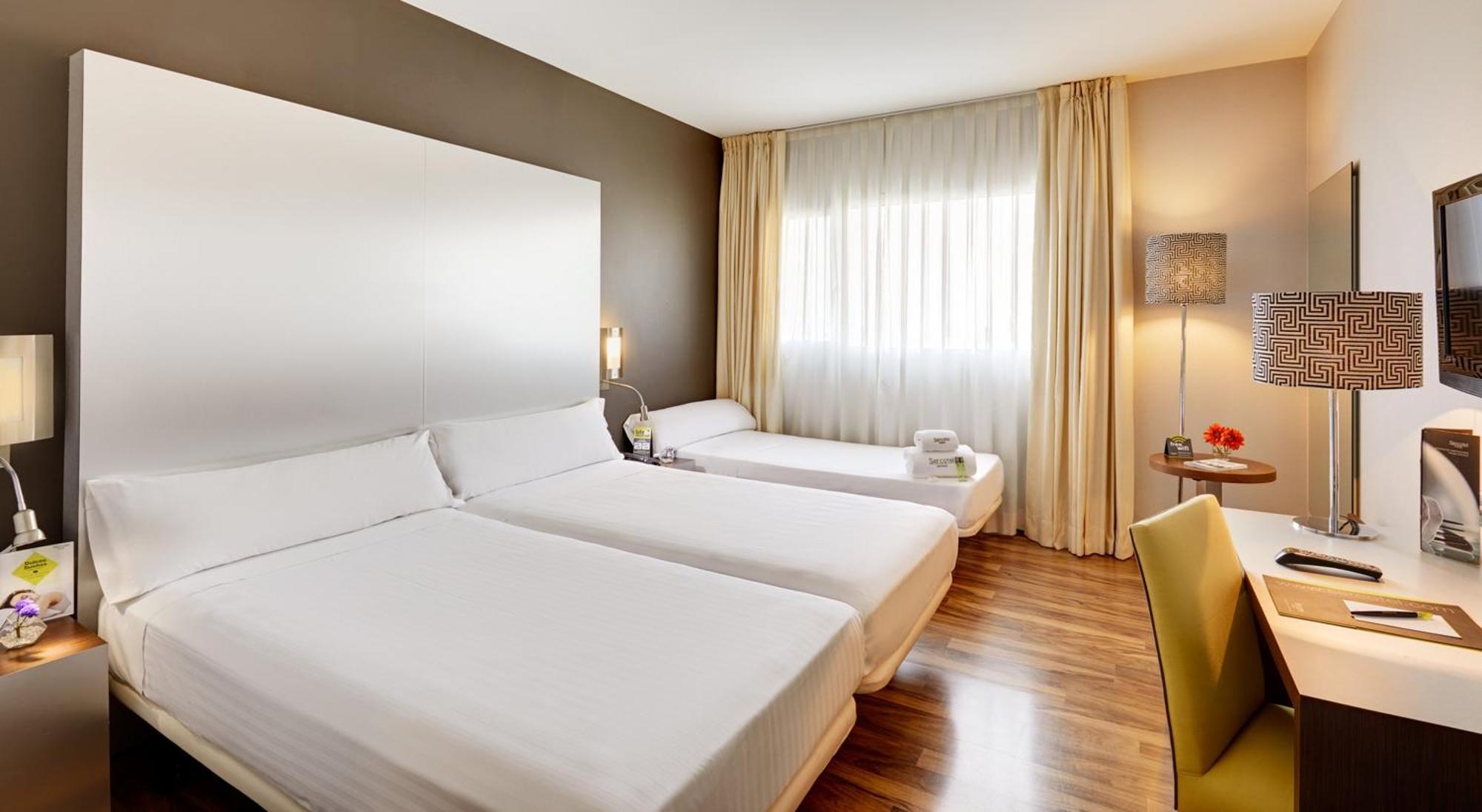 Triple Room,1656179079:JPEG
